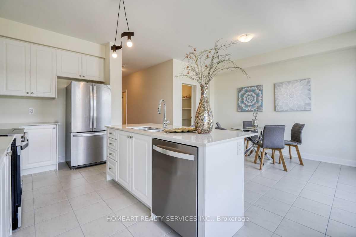 Photo 25 of 49 Mumbai Drive, Markham, Middlefield — HOMEH
