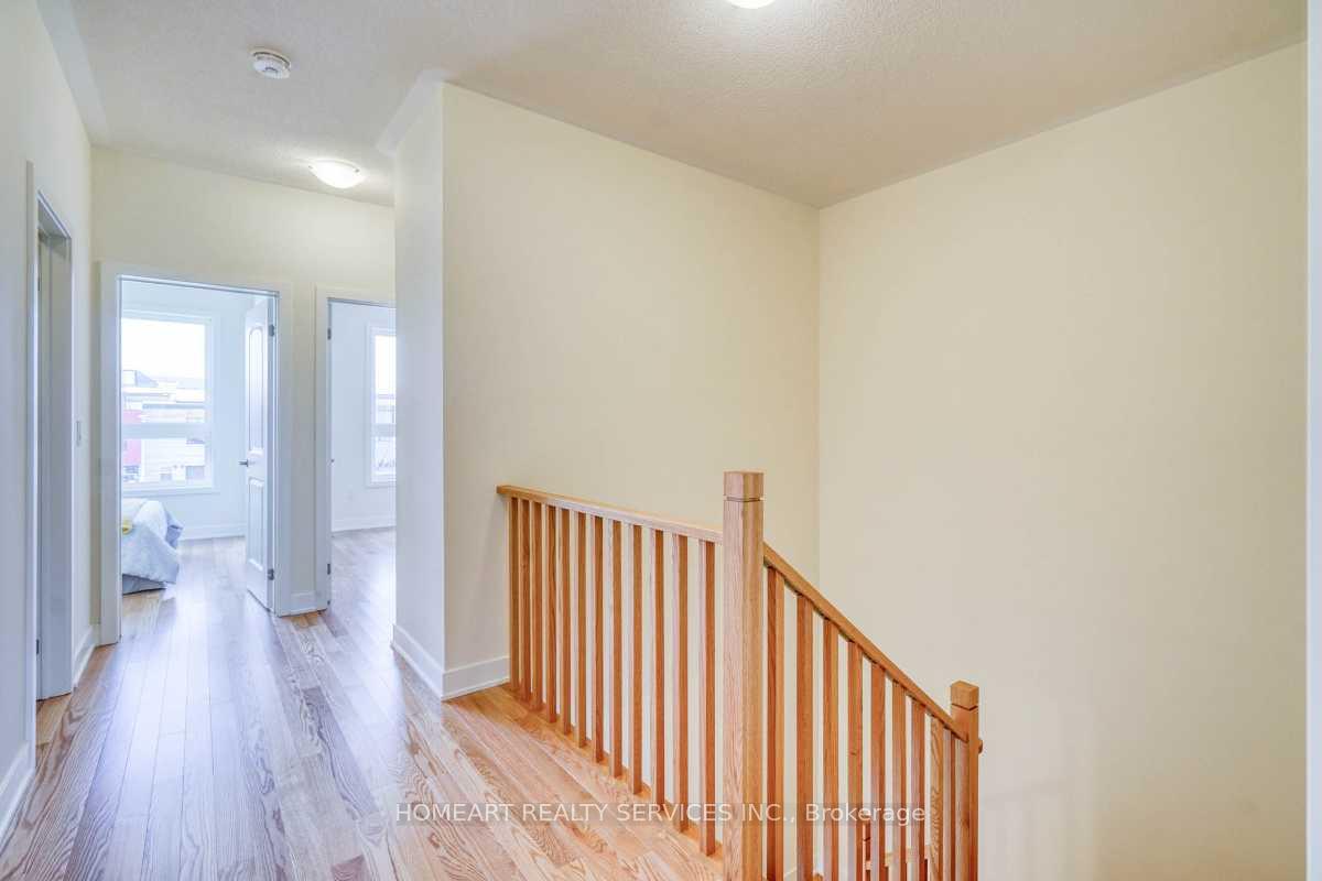 Photo 28 of 49 Mumbai Drive, Markham, Middlefield — HOMEH