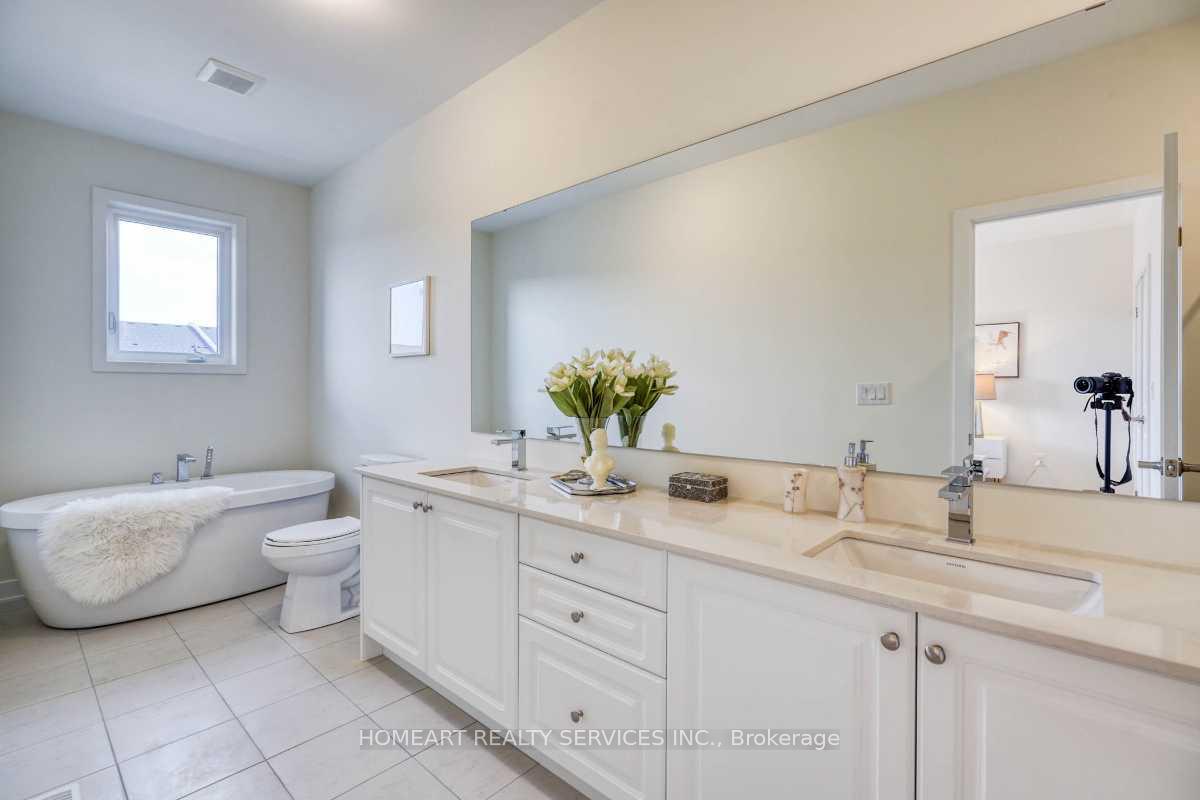 Photo 33 of 49 Mumbai Drive, Markham, Middlefield — HOMEH