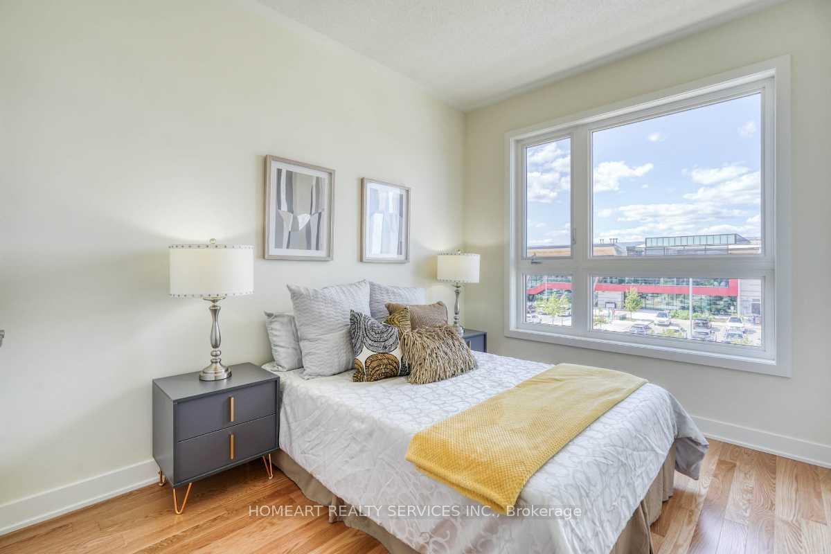 Photo 35 of 49 Mumbai Drive, Markham, Middlefield — HOMEH