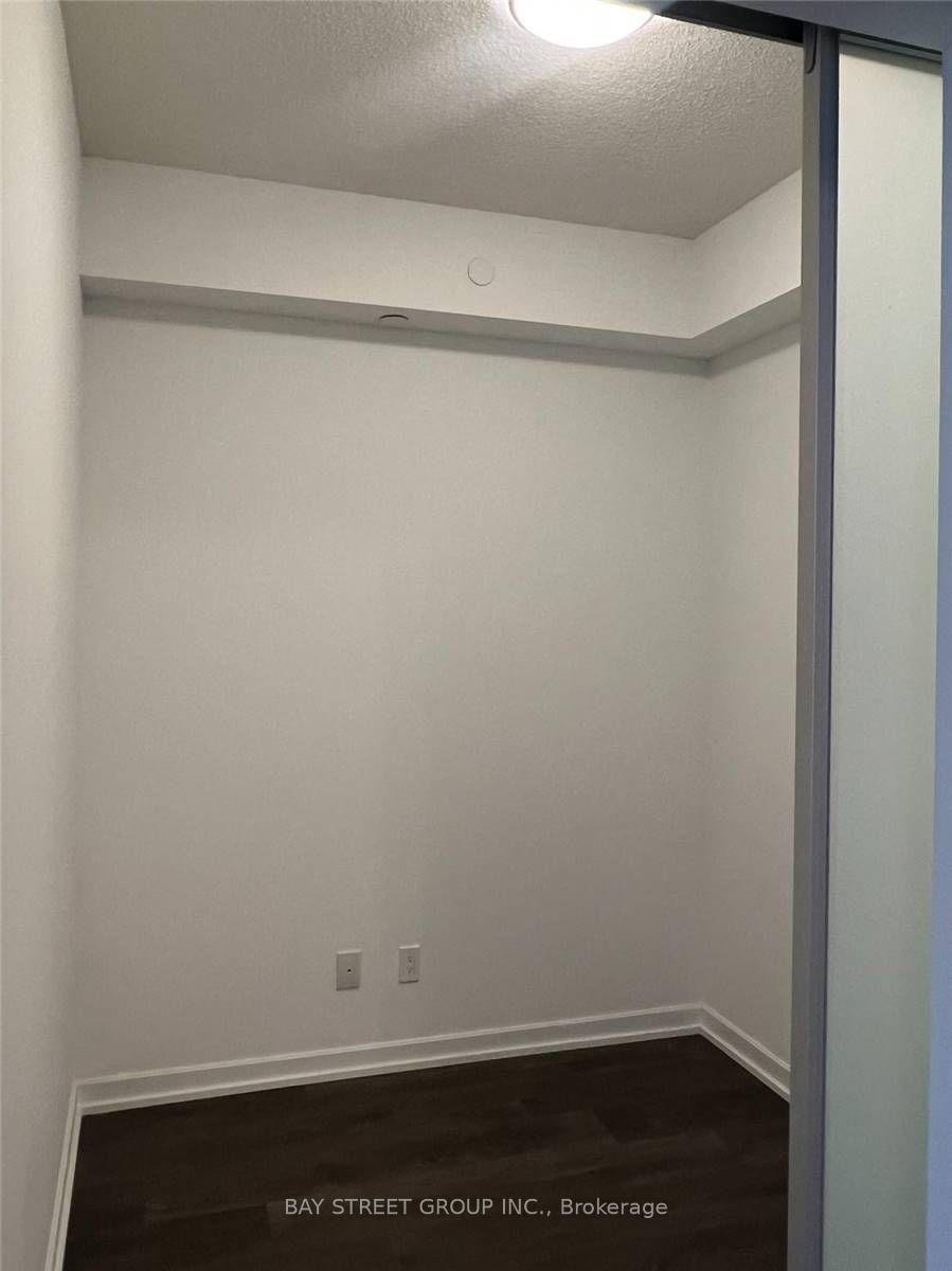 Photo 9 of Unit 1109, 32 Forest Manor Road, North York, Henry Farm — HOMEH
