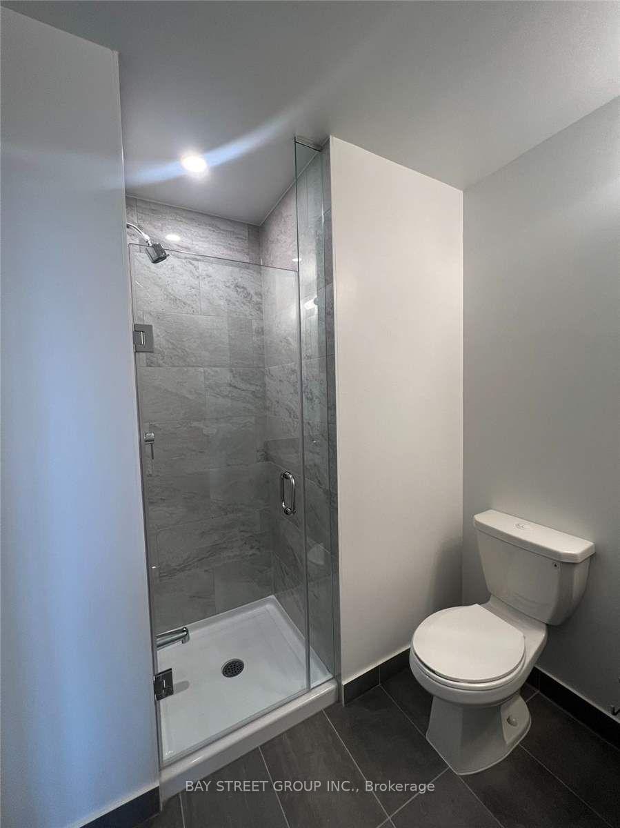 Photo 10 of Unit 1109, 32 Forest Manor Road, North York, Henry Farm — HOMEH