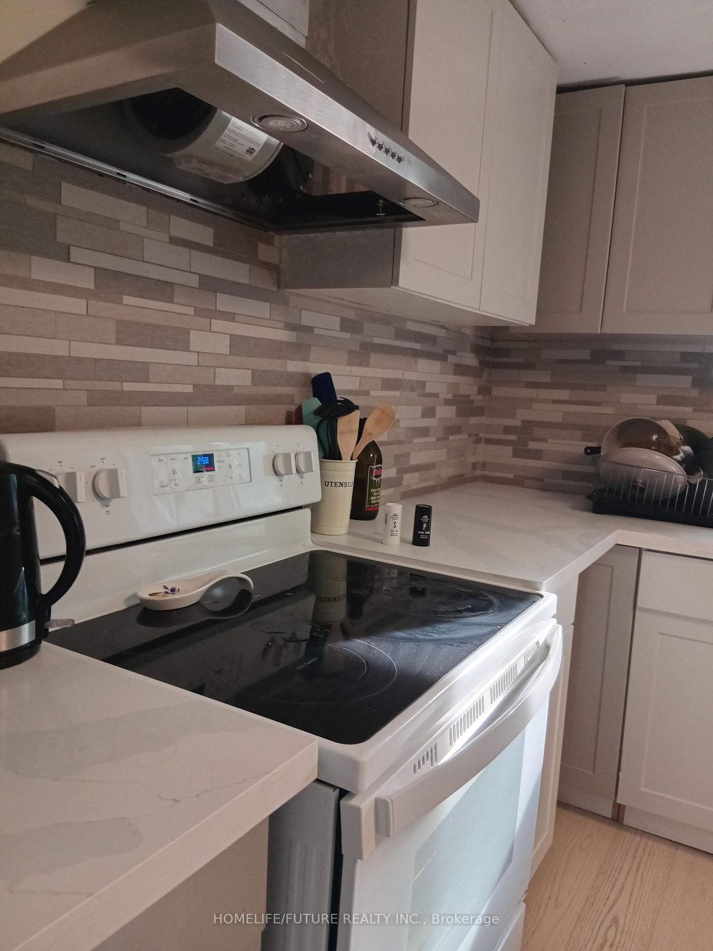 Photo 19 of 212 Court Street, Oshawa, Central — HOMEH