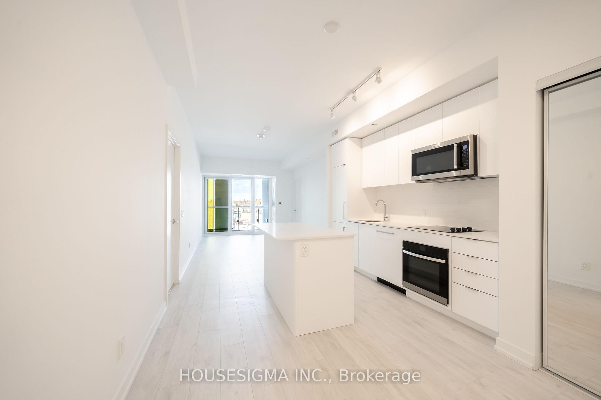 Photo of Unit 703, 181 Sheppard Avenue E