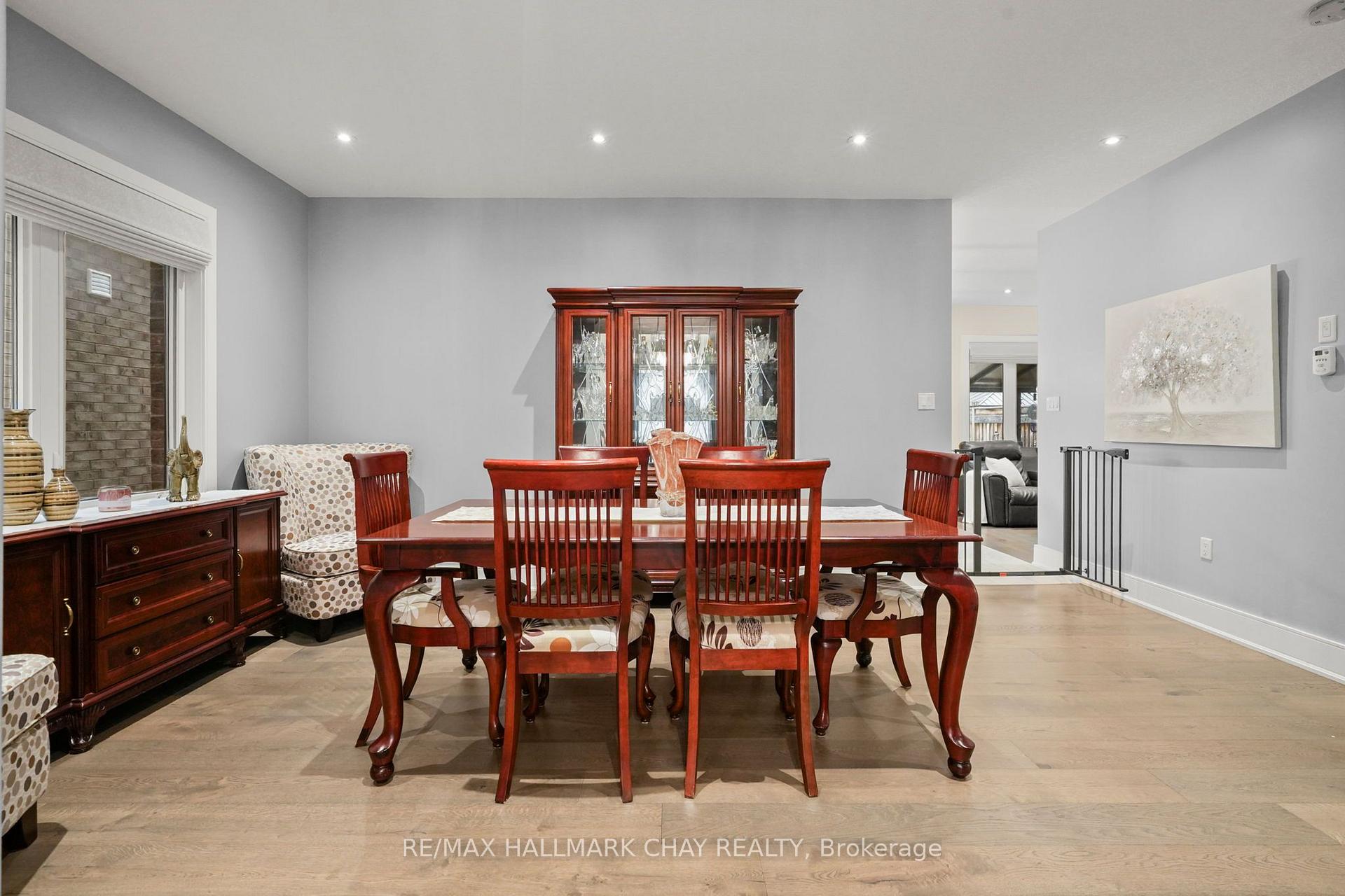 Photo 44 of 80 Holt Drive, New Tecumseth, Alliston — HOMEH