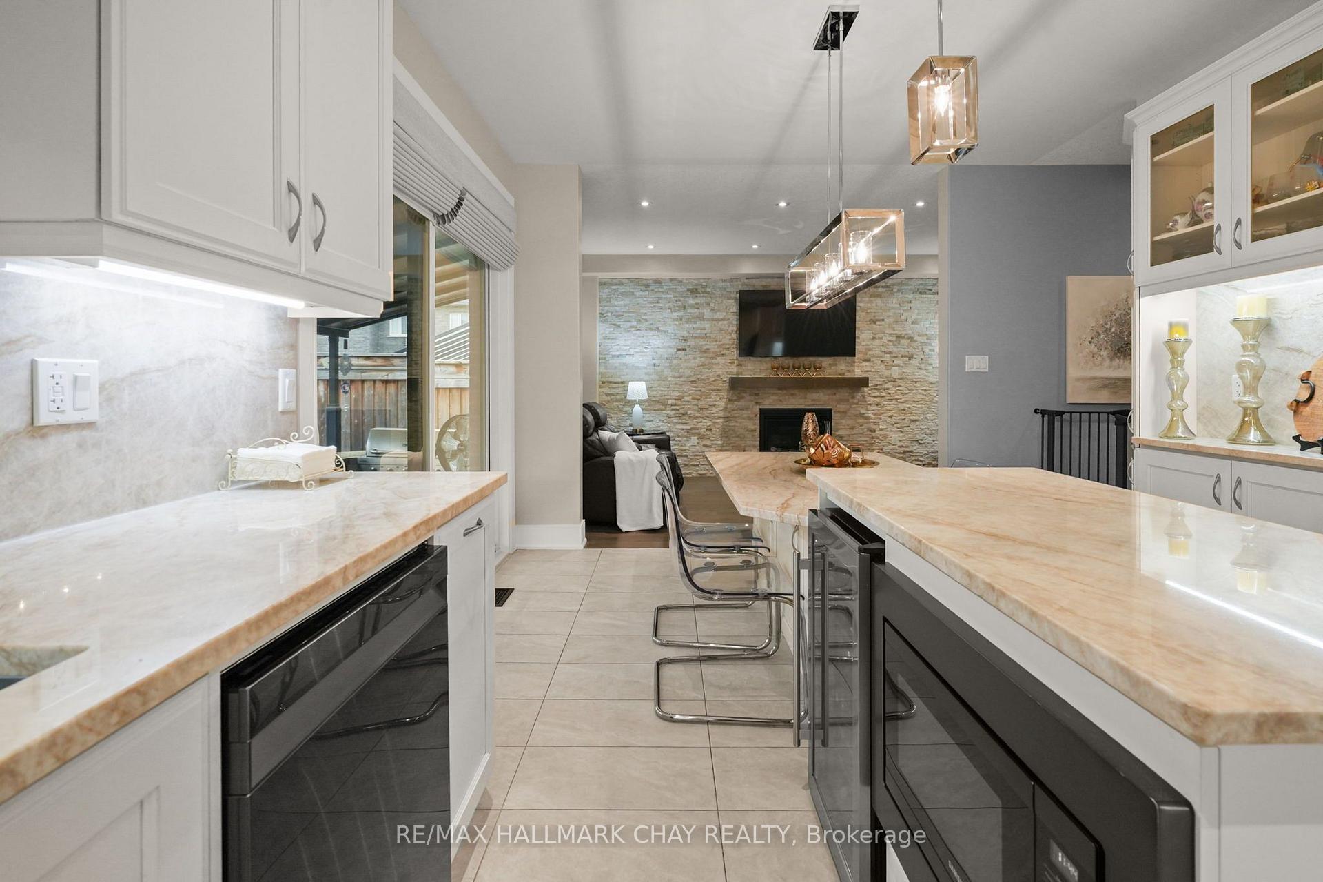 Photo 12 of 80 Holt Drive, New Tecumseth, Alliston — HOMEH