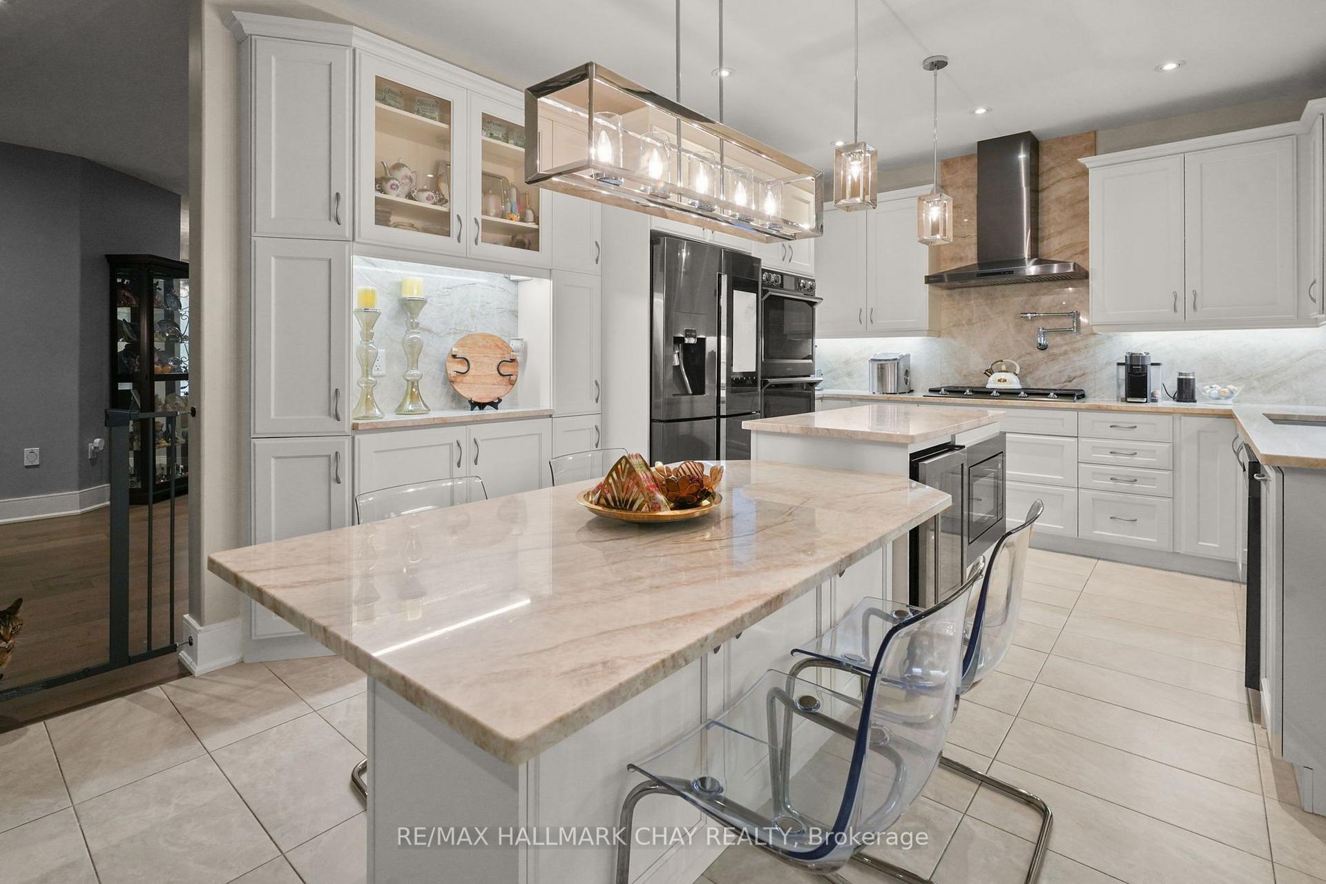 Photo 11 of 80 Holt Drive, New Tecumseth, Alliston — HOMEH