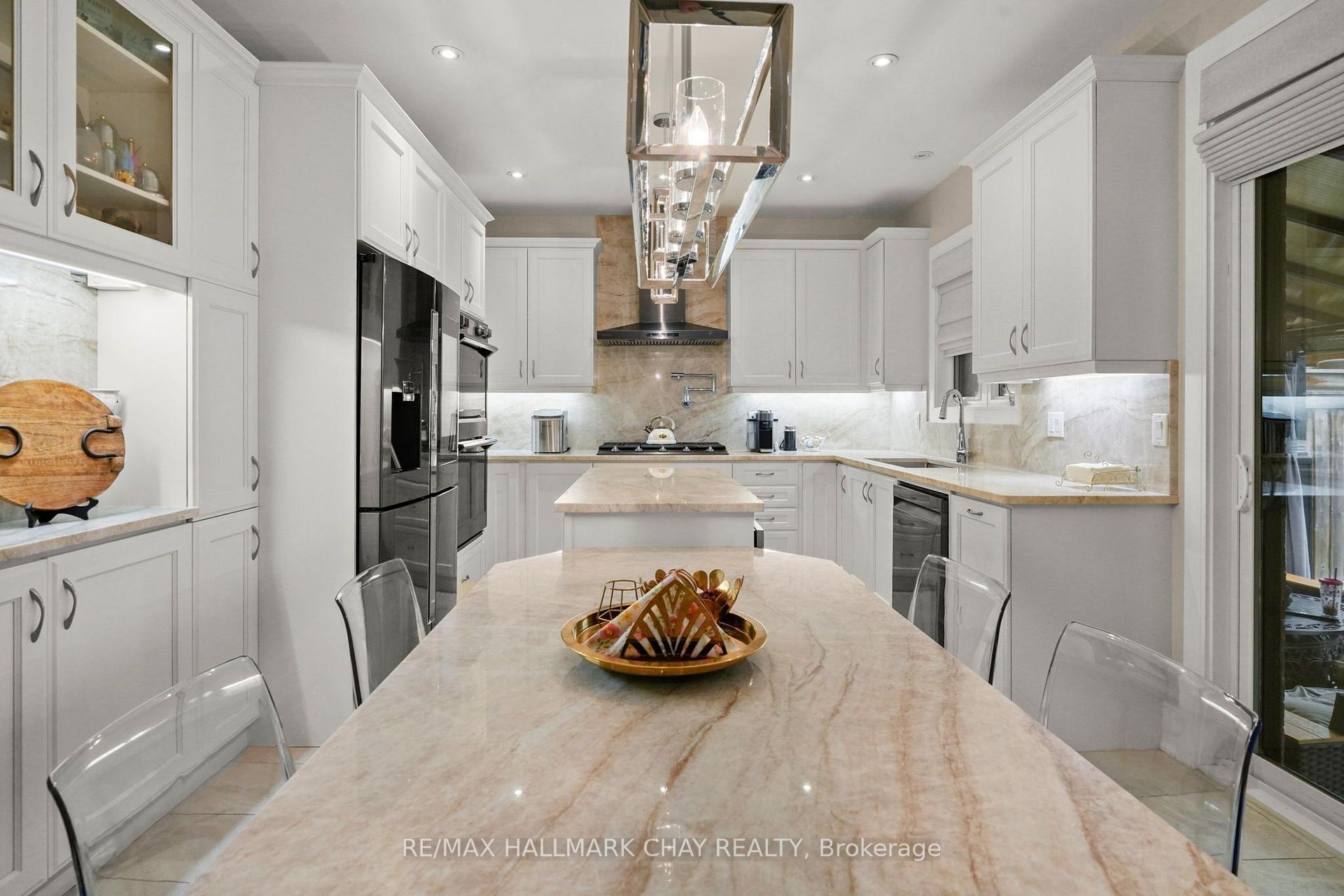 Photo 10 of 80 Holt Drive, New Tecumseth, Alliston — HOMEH