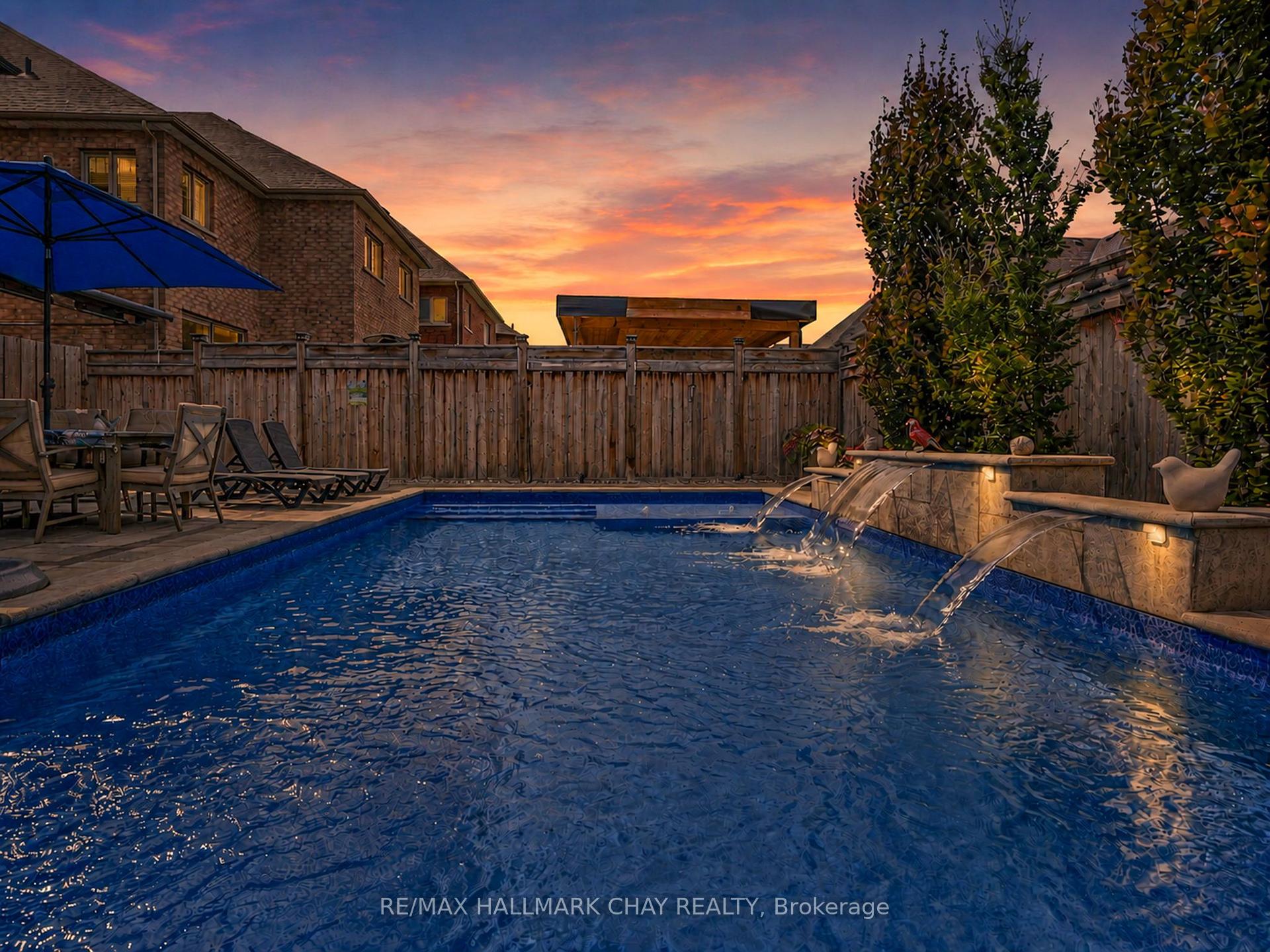 Photo 2 of 80 Holt Drive, New Tecumseth, Alliston — HOMEH