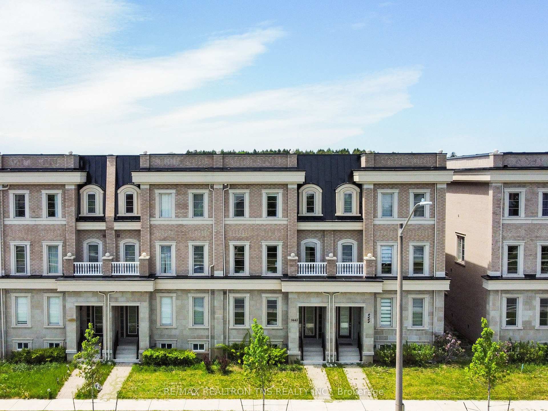 Photo 1 of 9442 Bayview Avenue, Richmond Hill, Observatory — HOMEH
