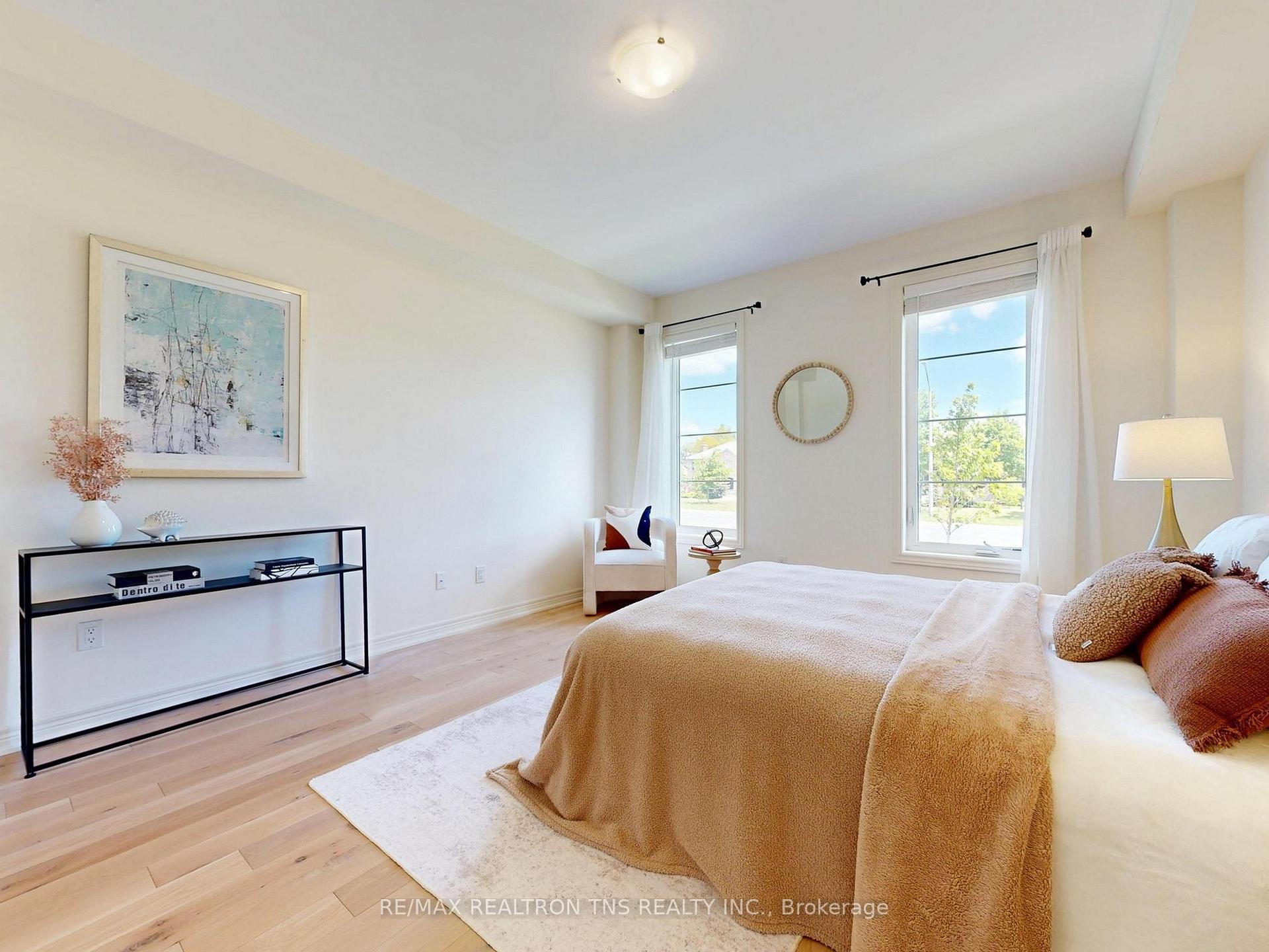 Photo 14 of 9442 Bayview Avenue, Richmond Hill, Observatory — HOMEH