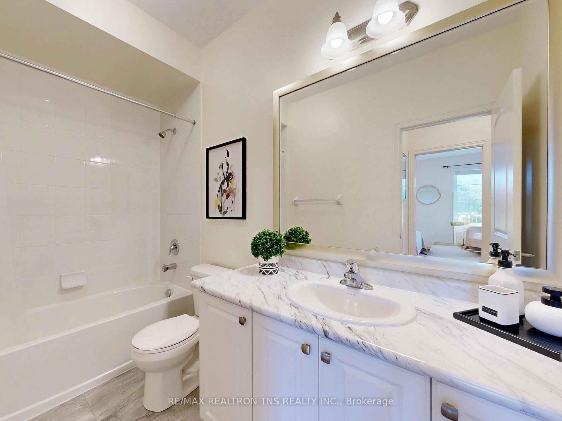 Photo 15 of 9442 Bayview Avenue, Richmond Hill, Observatory — HOMEH