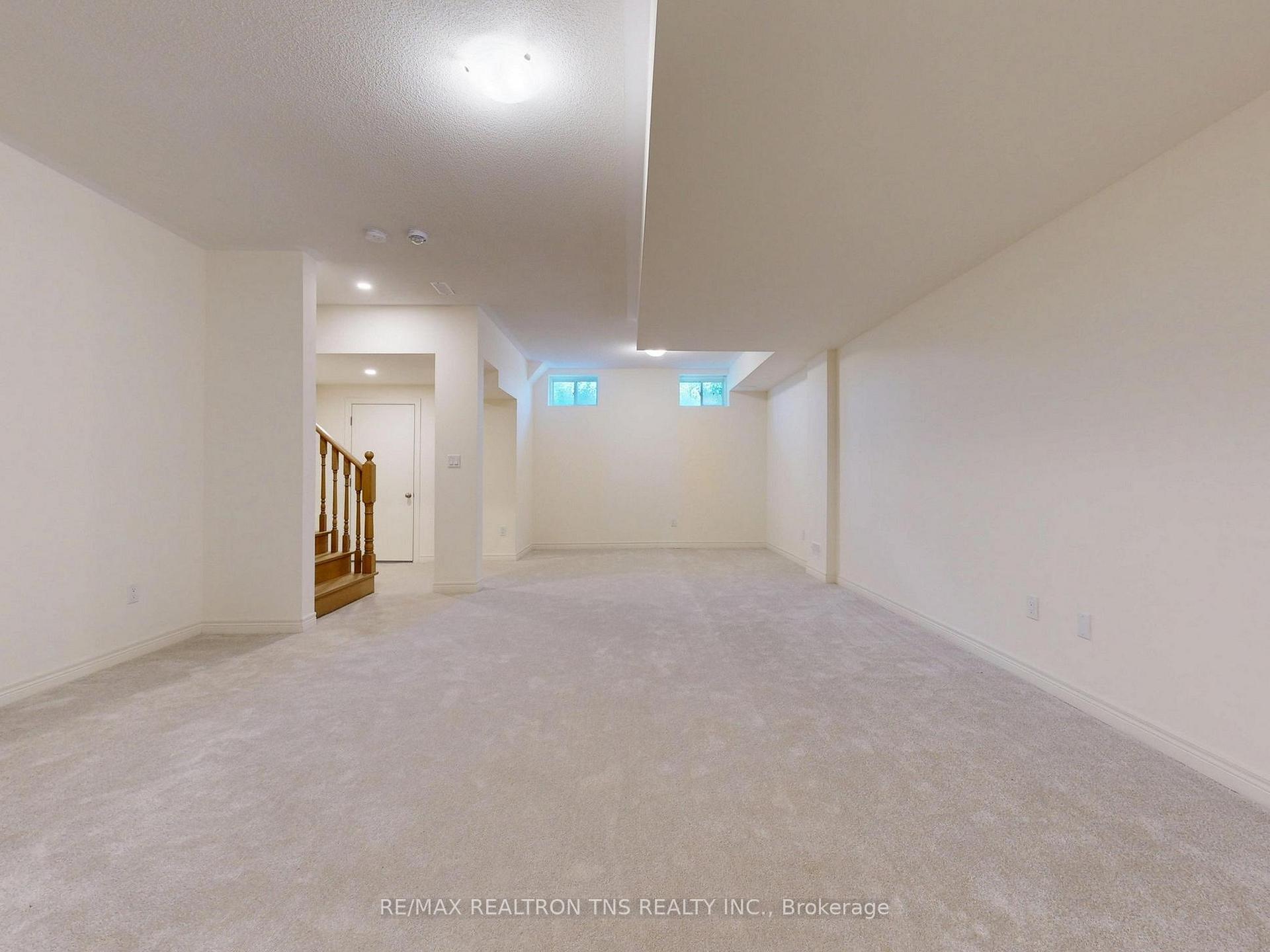 Photo 24 of 9442 Bayview Avenue, Richmond Hill, Observatory — HOMEH