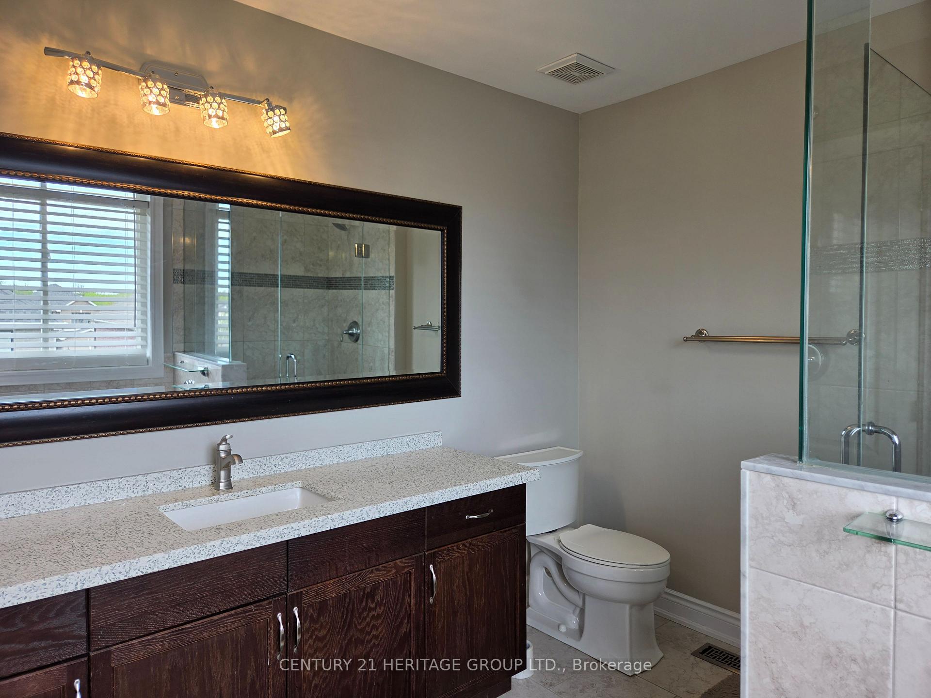 Photo 20 of 46 Nathan Crescent, Barrie, Painswick South — HOMEH