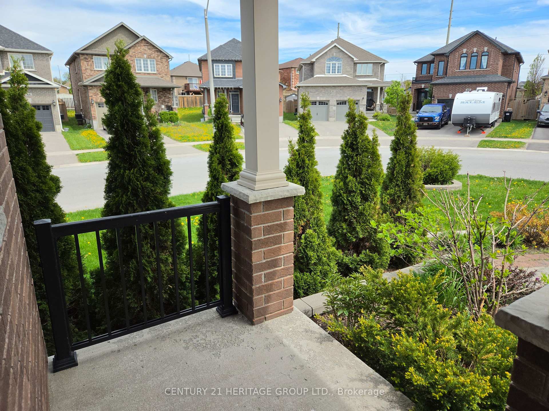 Photo 31 of 46 Nathan Crescent, Barrie, Painswick South — HOMEH
