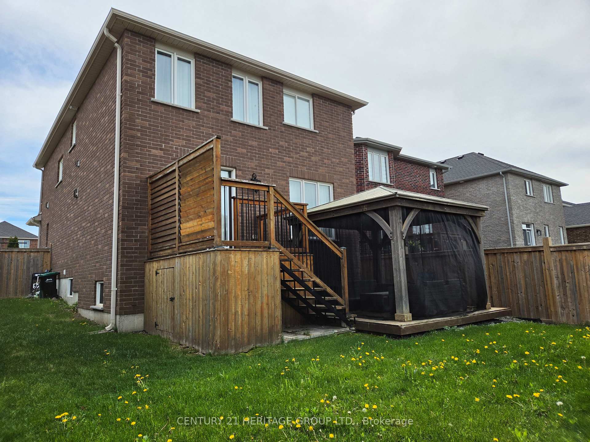 Photo 34 of 46 Nathan Crescent, Barrie, Painswick South — HOMEH