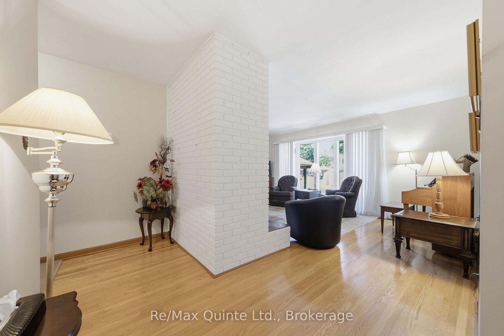 Photo 9 of 65 Humewood Drive, Belleville, Belleville Ward — HOMEH