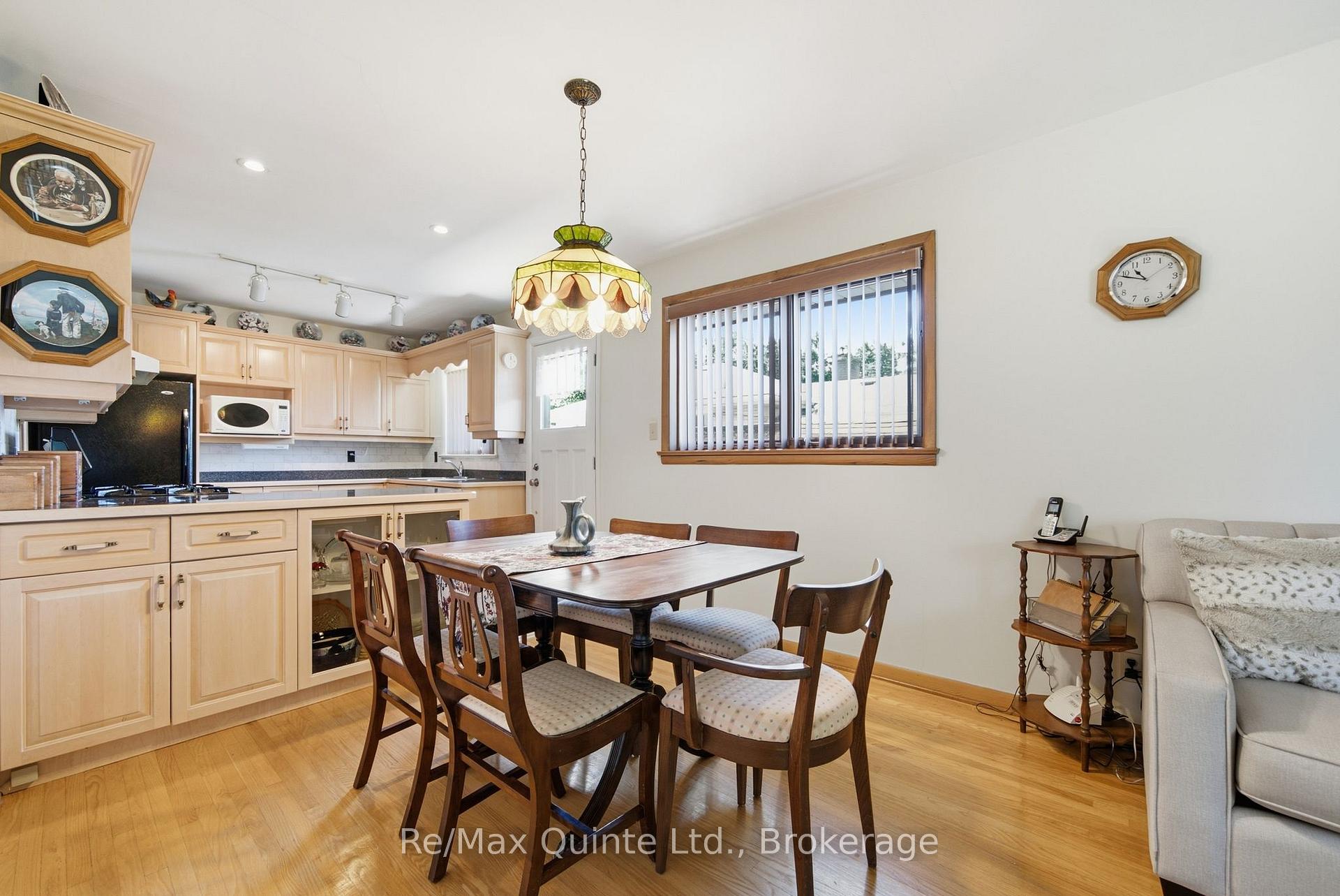 Photo 12 of 65 Humewood Drive, Belleville, Belleville Ward — HOMEH