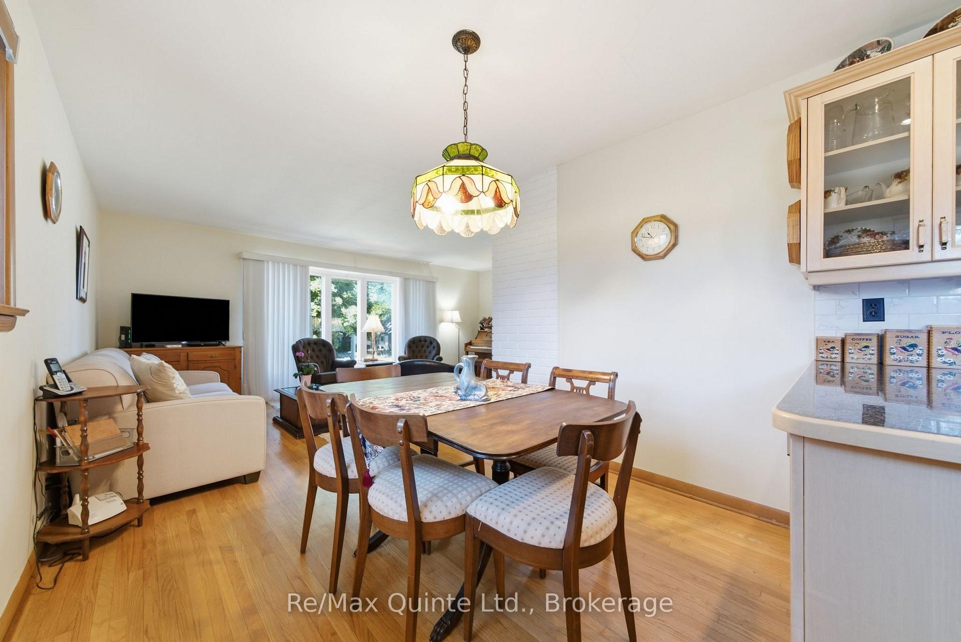 Photo 13 of 65 Humewood Drive, Belleville, Belleville Ward — HOMEH