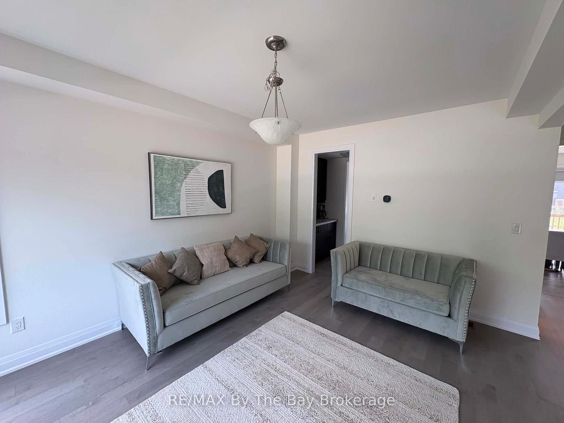 Photo 4 of Unit Upper Unit, 218 Mapleside Drive, Wasaga Beach — HOMEH