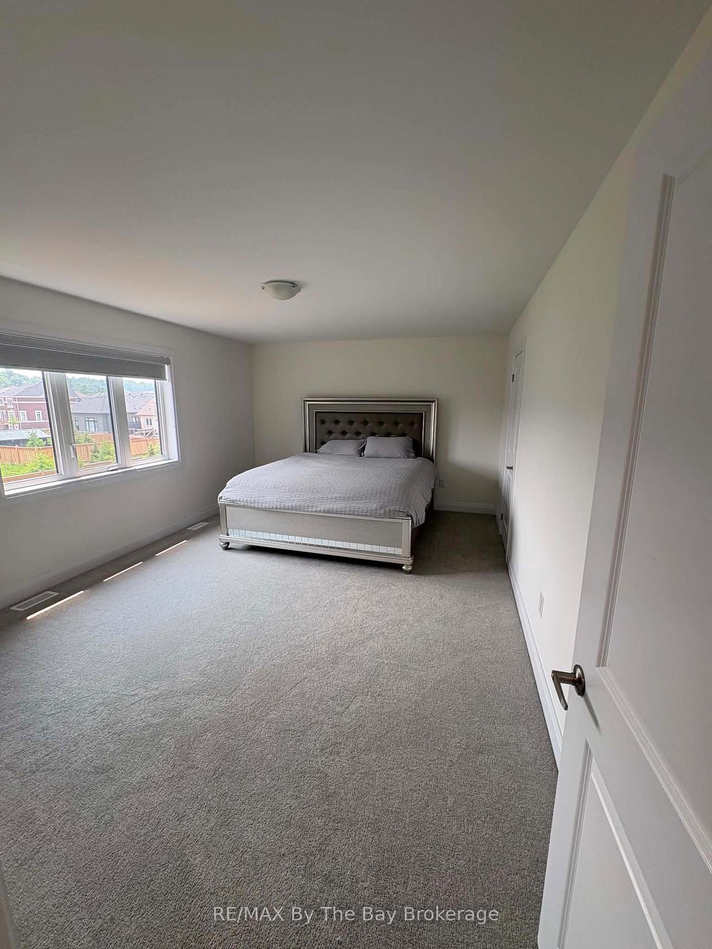 Photo 14 of Unit Upper Unit, 218 Mapleside Drive, Wasaga Beach — HOMEH