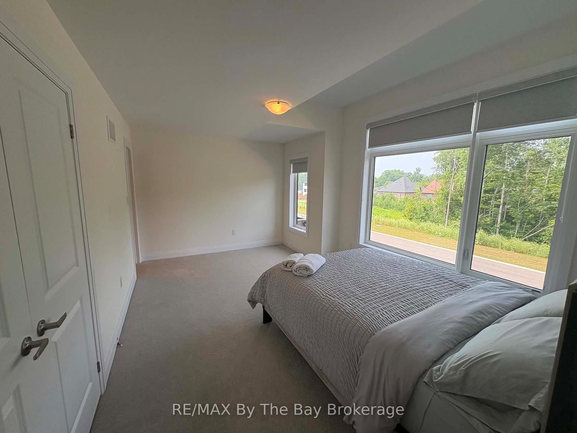 Photo 24 of Unit Upper Unit, 218 Mapleside Drive, Wasaga Beach — HOMEH