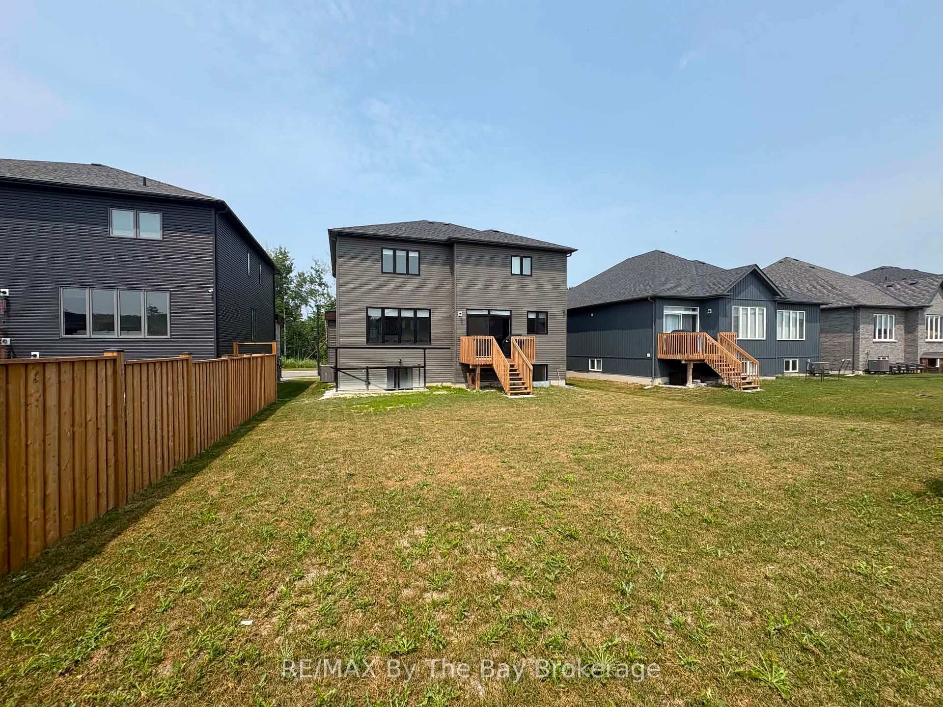 Photo 27 of Unit Upper Unit, 218 Mapleside Drive, Wasaga Beach — HOMEH