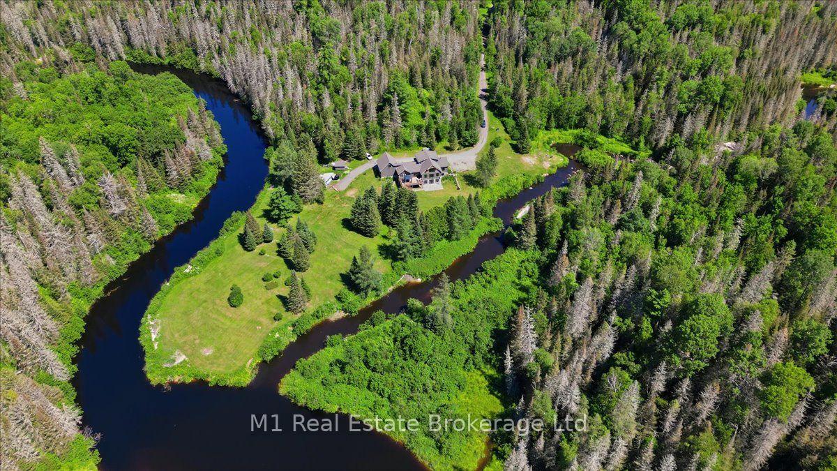 Photo 3 of 76 Chalet Road, Powassan, Trout Creek — HOMEH