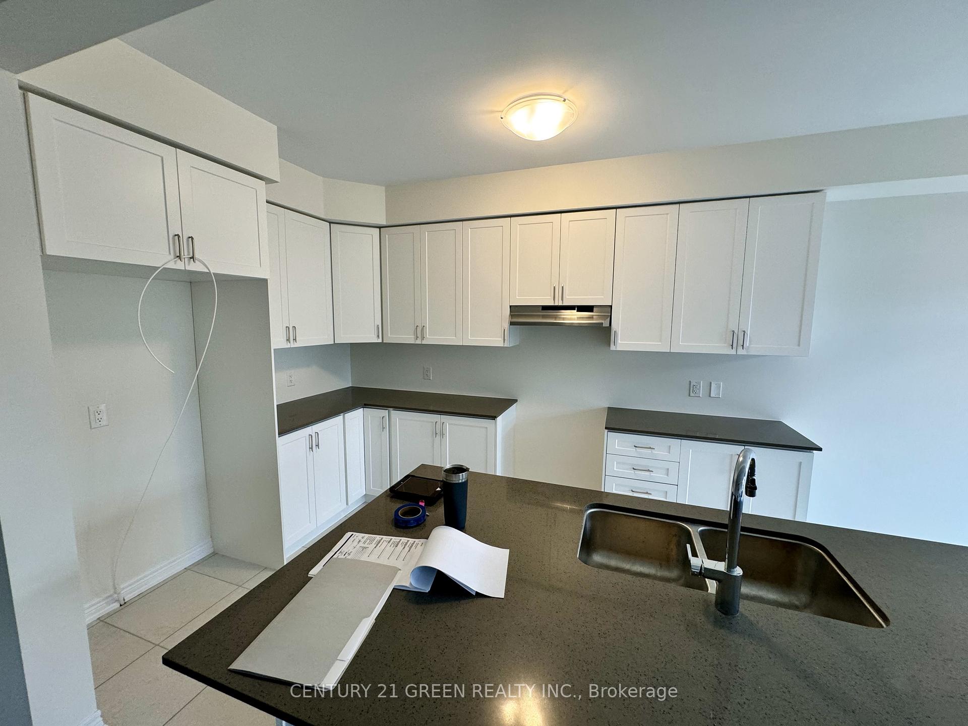 Photo 17 of 183 Broadacre Drive, Kitchener, Pioneer Park — HOMEH