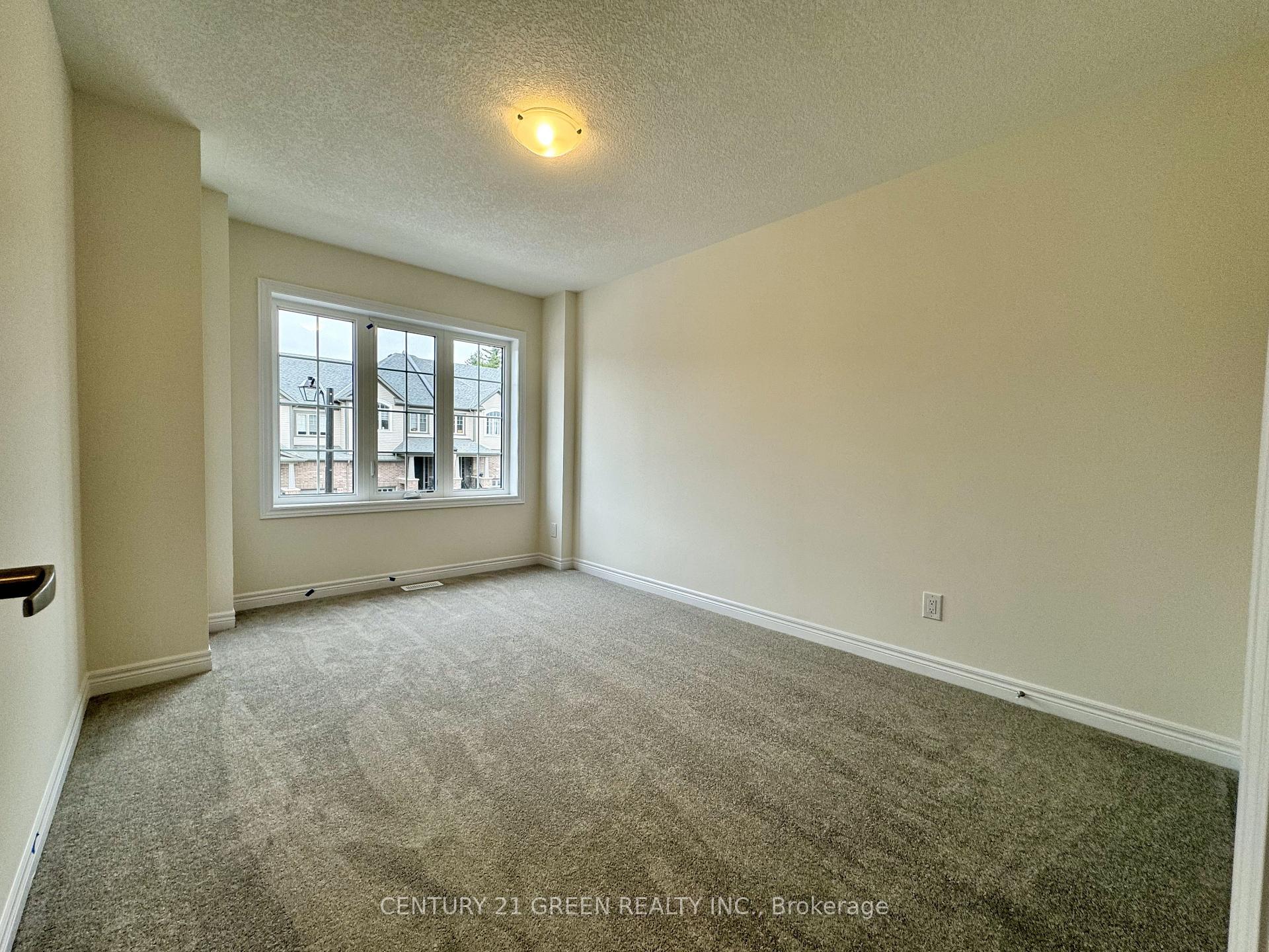 Photo 22 of 183 Broadacre Drive, Kitchener, Pioneer Park — HOMEH