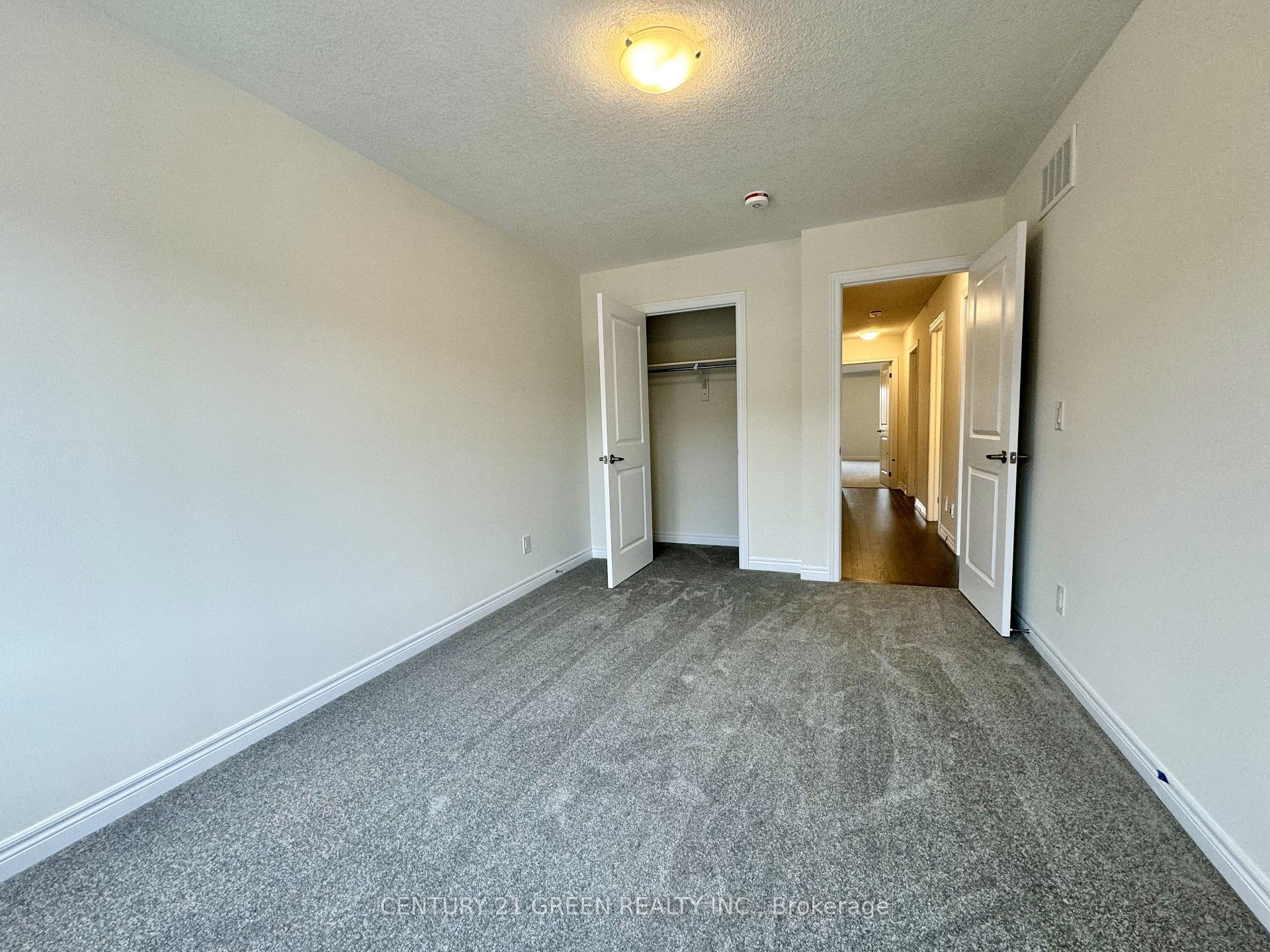 Photo 23 of 183 Broadacre Drive, Kitchener, Pioneer Park — HOMEH