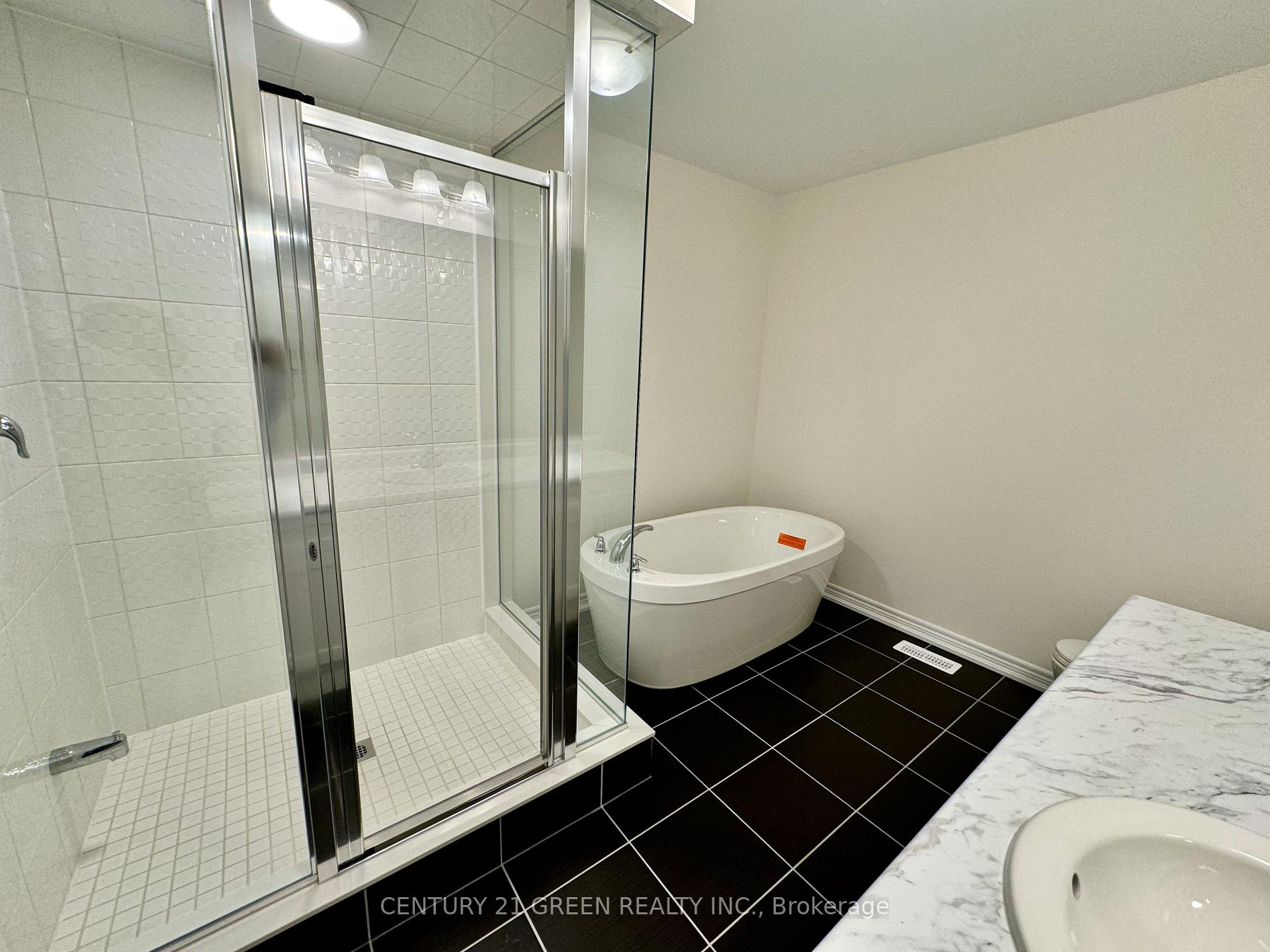 Photo 33 of 183 Broadacre Drive, Kitchener, Pioneer Park — HOMEH