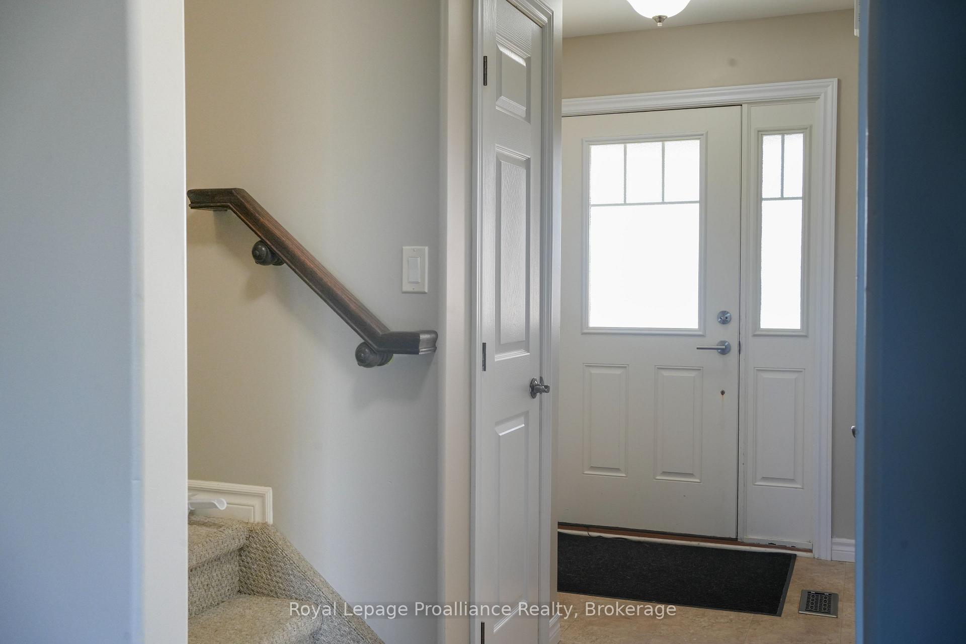 Photo 4 of 77 Mountain Ash Drive, Belleville, Thurlow Ward — HOMEH
