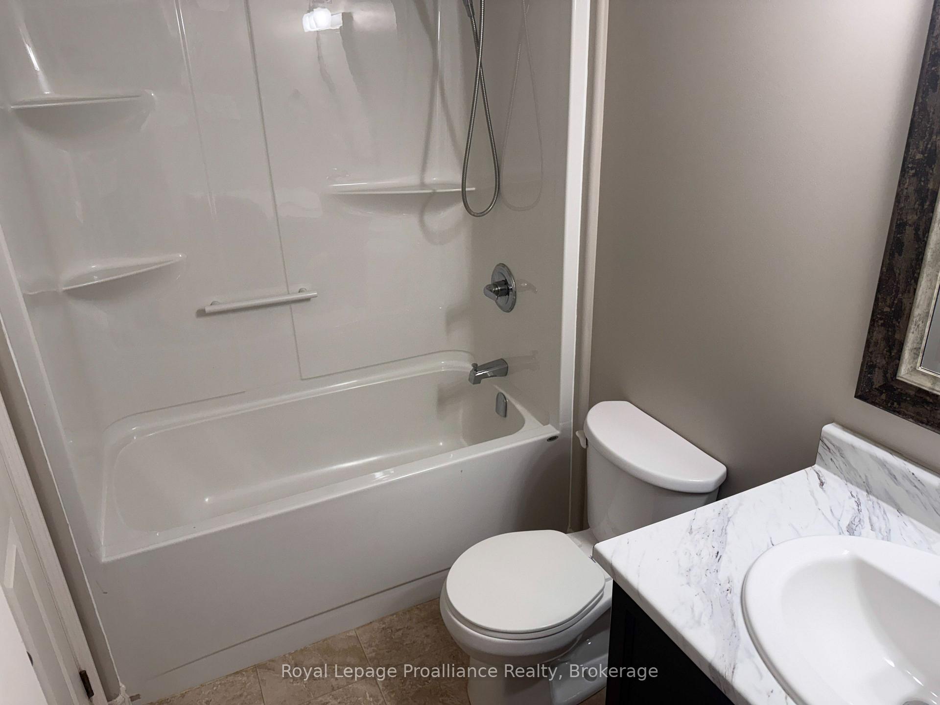Photo 14 of 77 Mountain Ash Drive, Belleville, Thurlow Ward — HOMEH