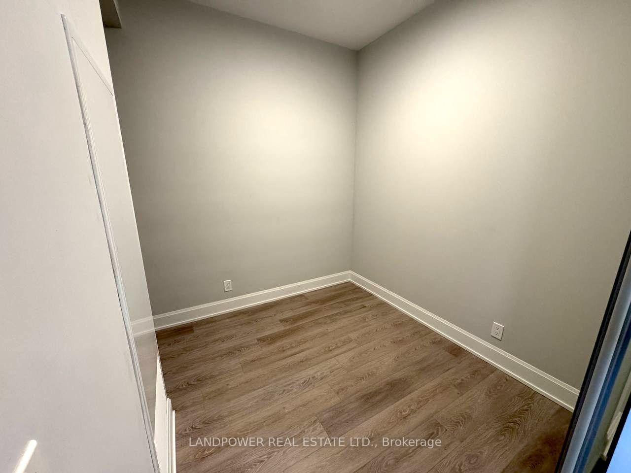 Photo 7 of Unit 1508, 38 Water Walk Drive, Markham, Unionville — HOMEH