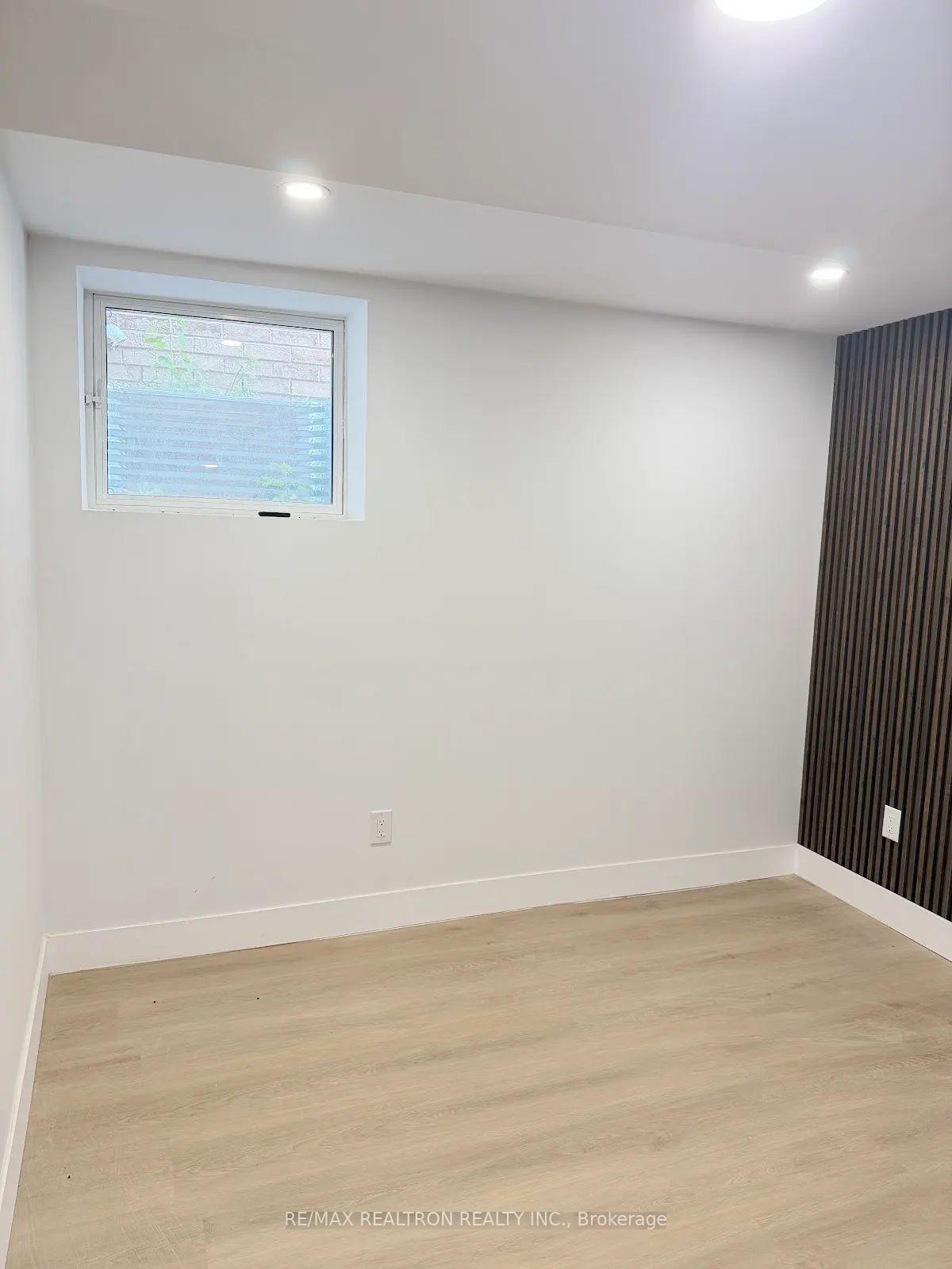 Photo 2 of Unit Bsmt, 23 Tierra Avenue, Vaughan, Vellore Village — HOMEH