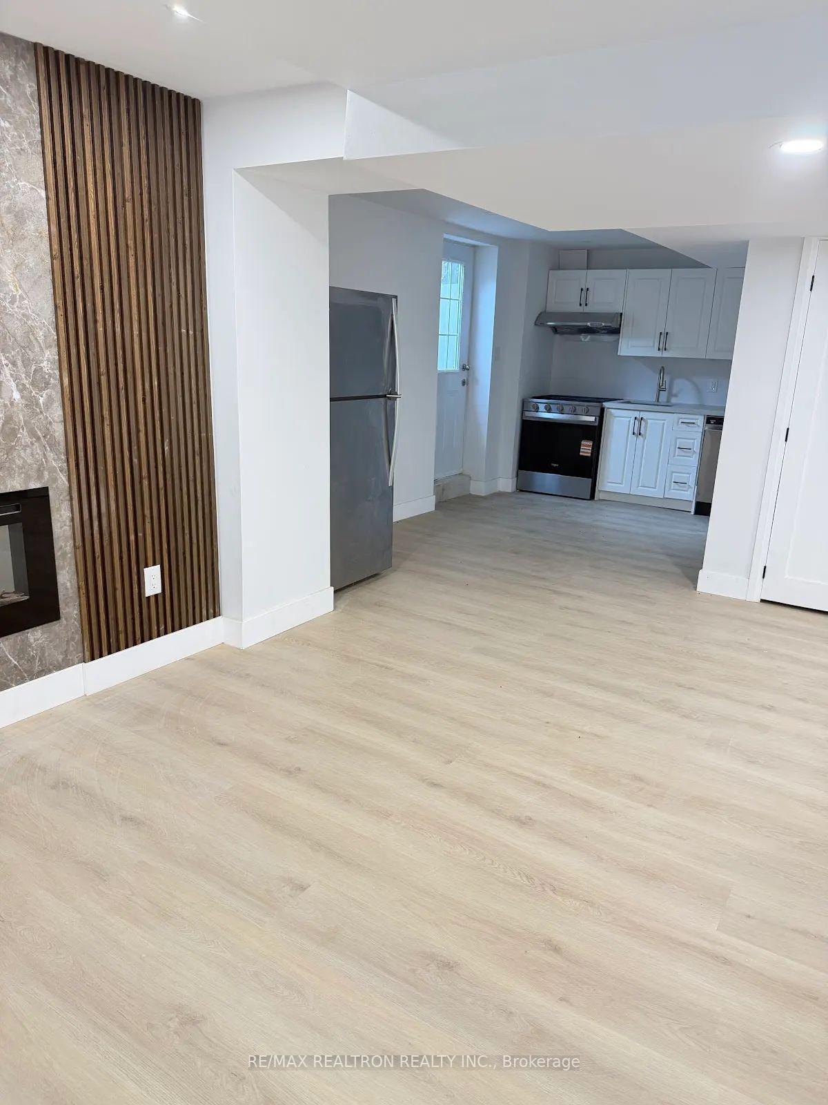 Photo 7 of Unit Bsmt, 23 Tierra Avenue, Vaughan, Vellore Village — HOMEH