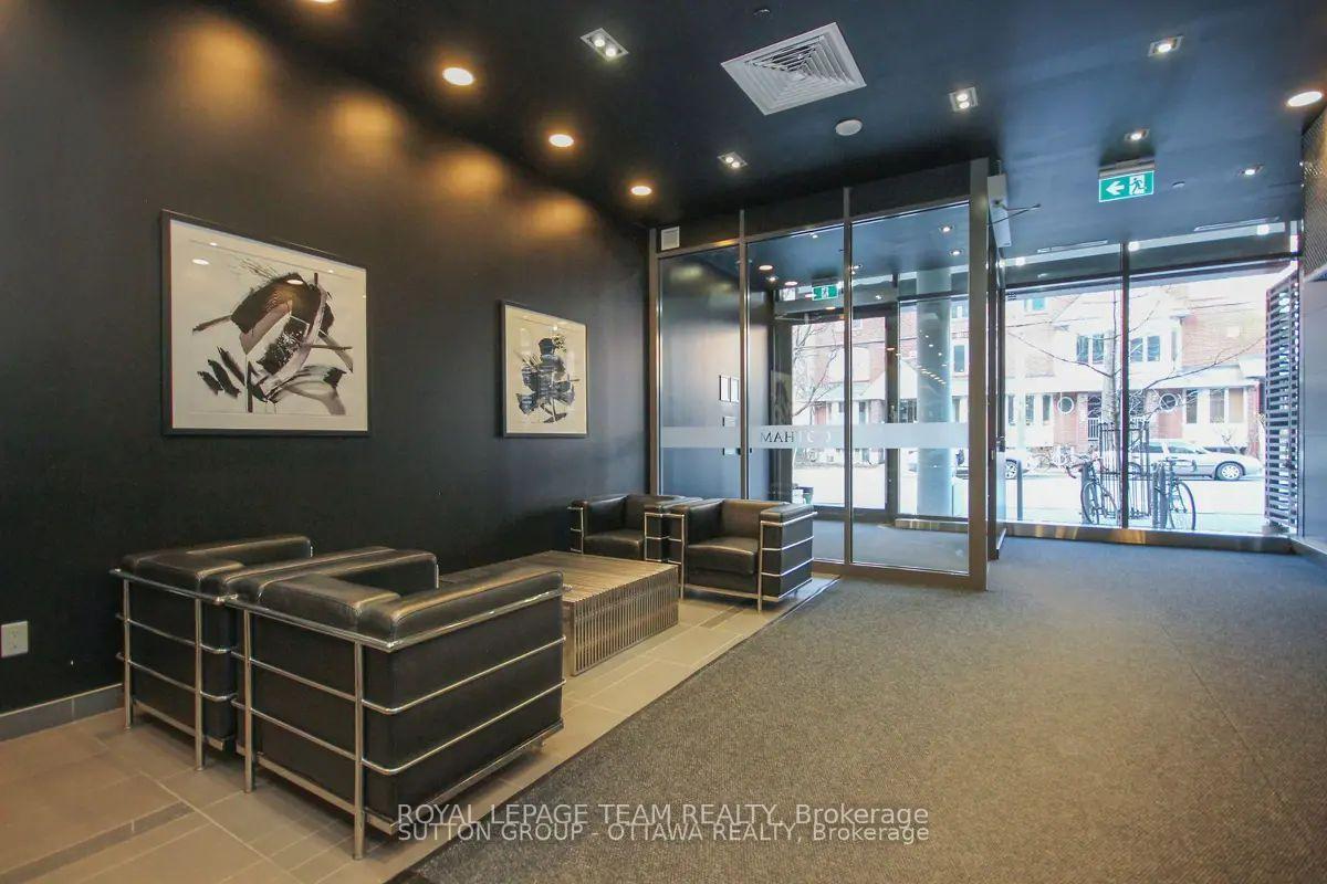 Photo 3 of Unit 1405, 224 Lyon Street, Ottawa, Ottawa Centre — HOMEH