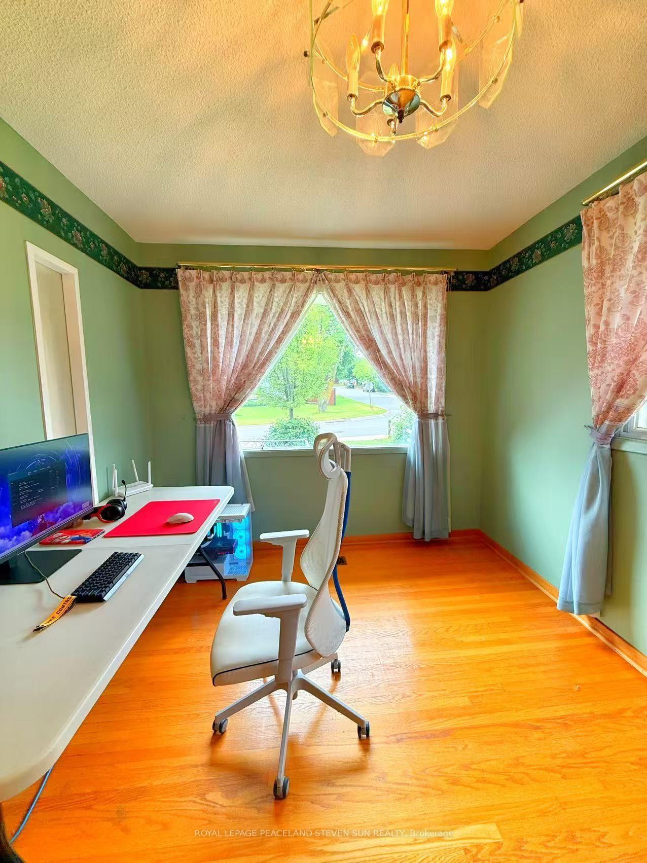 Photo 11 of 34 Morgan Avenue, Markham, Thornhill — HOMEH