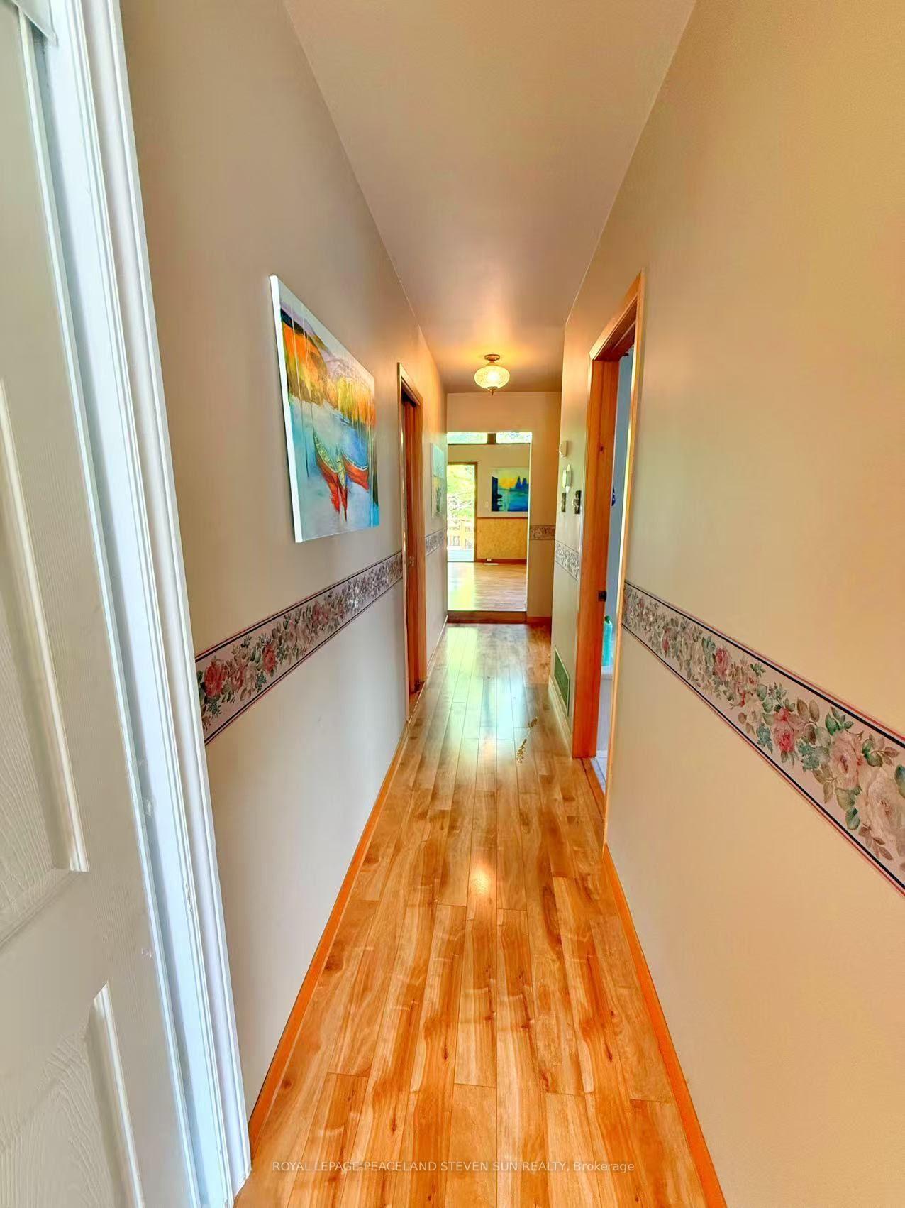Photo 13 of 34 Morgan Avenue, Markham, Thornhill — HOMEH