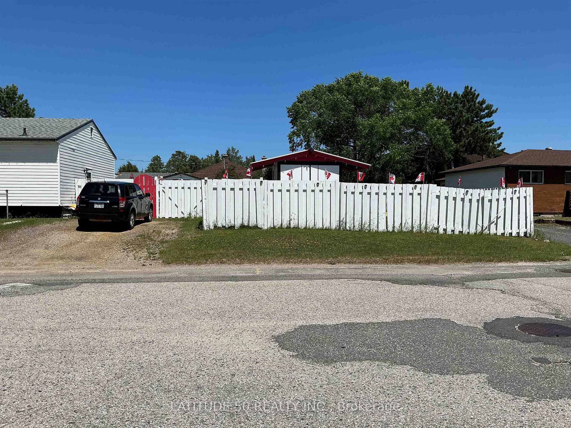 Photo 2 of 93 Balsam Avenue, Ignace — HOMEH