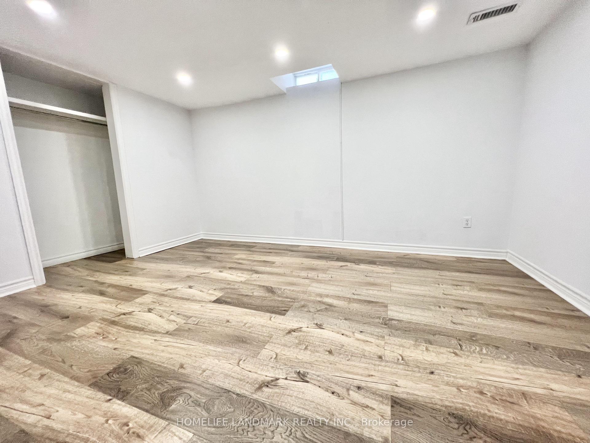 Photo 12 of 90 Crowther Drive, Newmarket, Woodland Hill — HOMEH