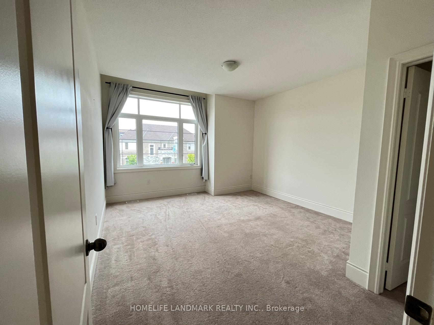 Photo 9 of 58 Briarfield Avenue E, East Gwillimbury, Sharon — HOMEH