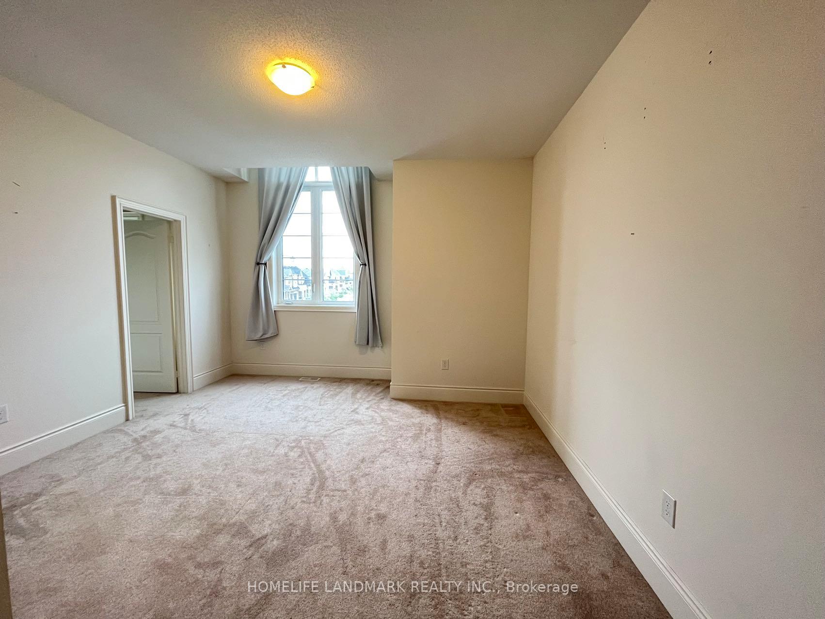 Photo 10 of 58 Briarfield Avenue E, East Gwillimbury, Sharon — HOMEH