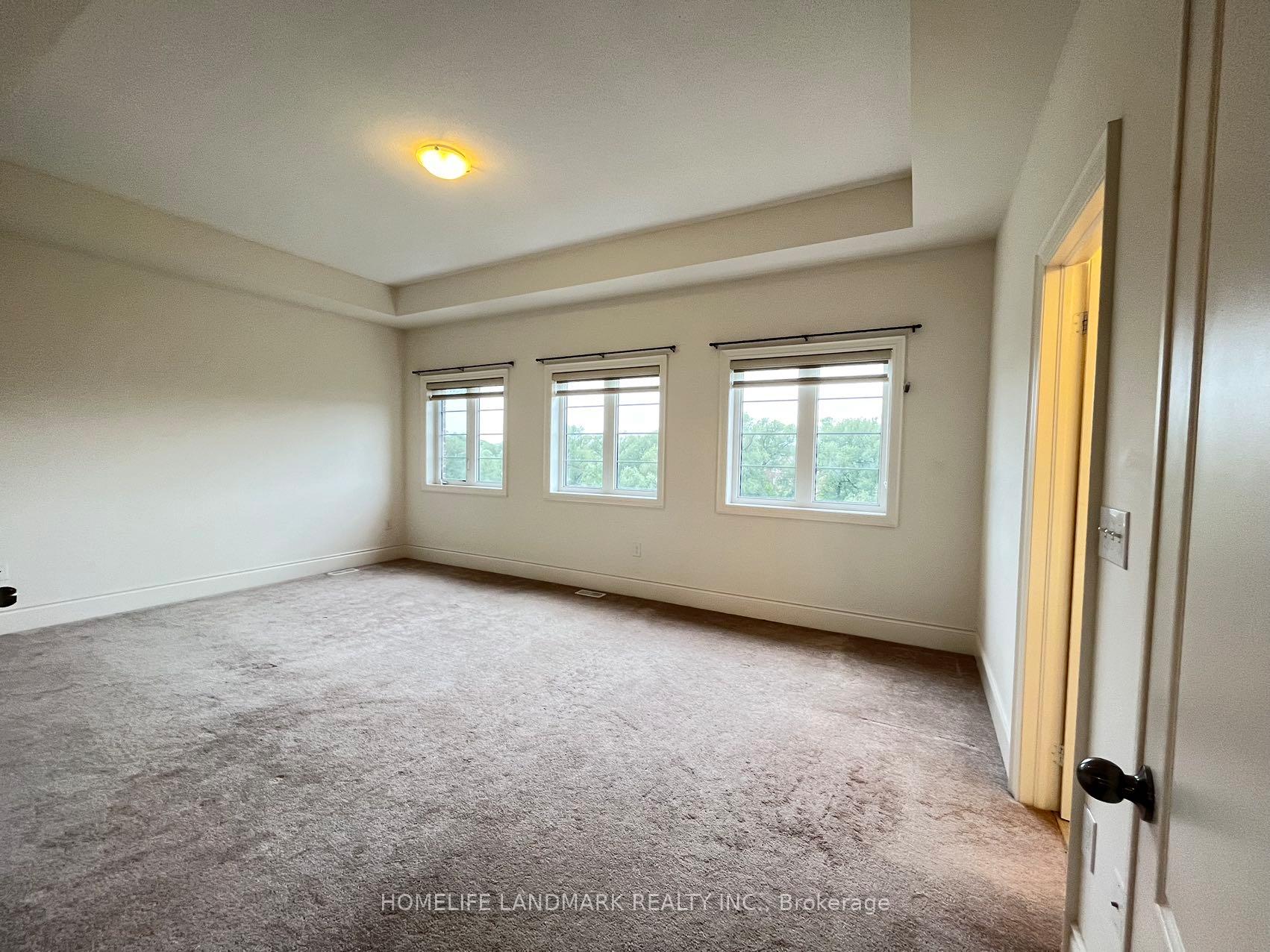 Photo 13 of 58 Briarfield Avenue E, East Gwillimbury, Sharon — HOMEH