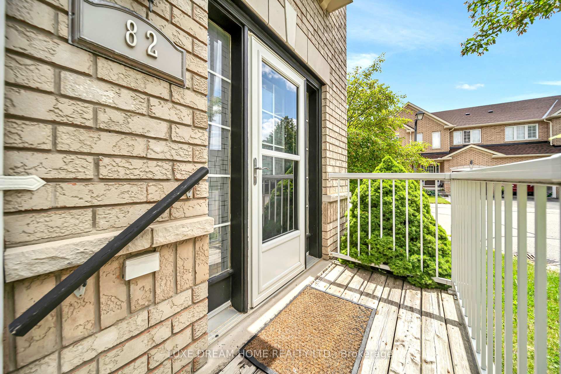 Photo 3 of Unit 82, 620 Ferguson Drive, Milton, Beaty — HOMEH
