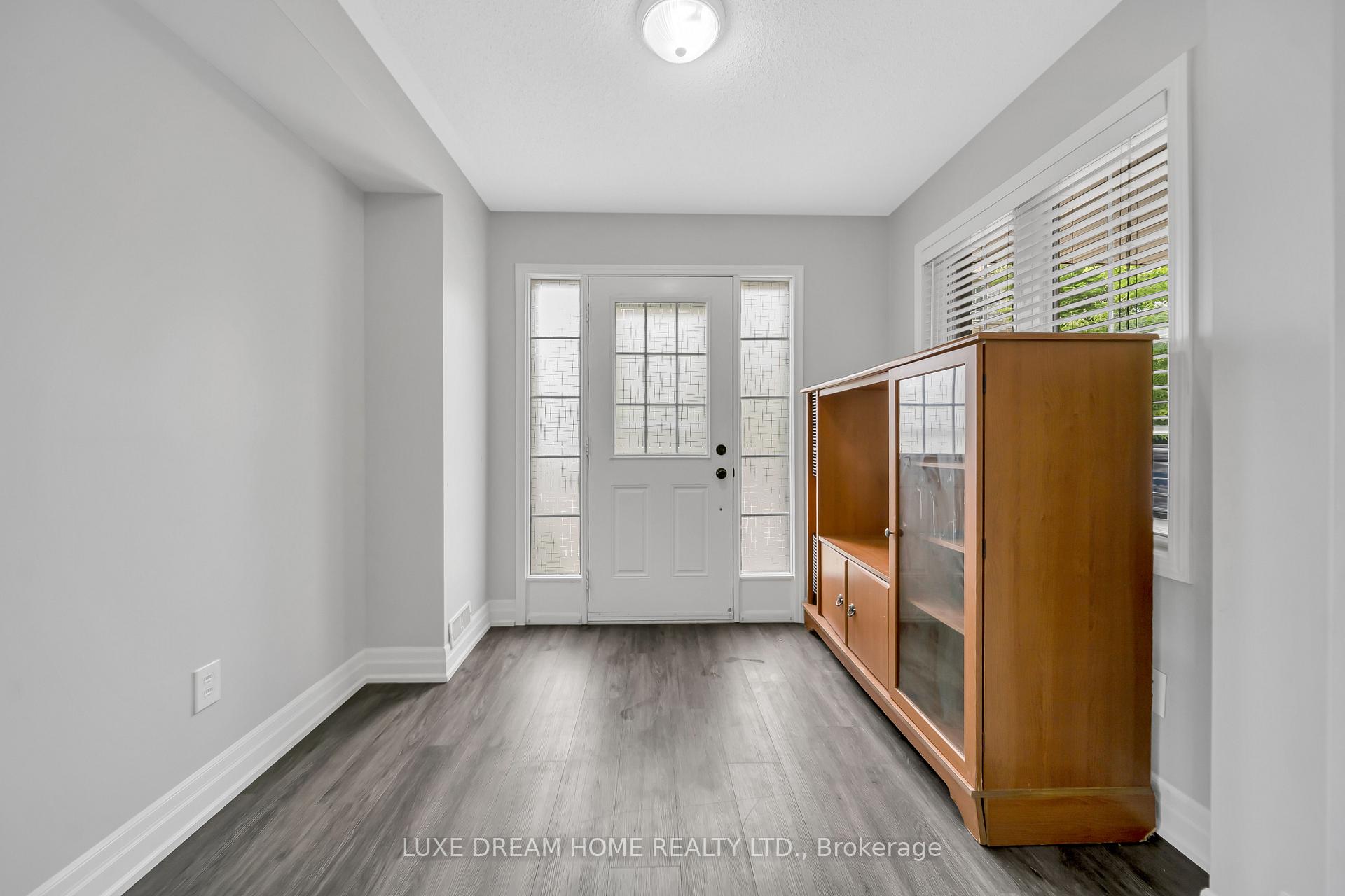 Photo 4 of Unit 82, 620 Ferguson Drive, Milton, Beaty — HOMEH