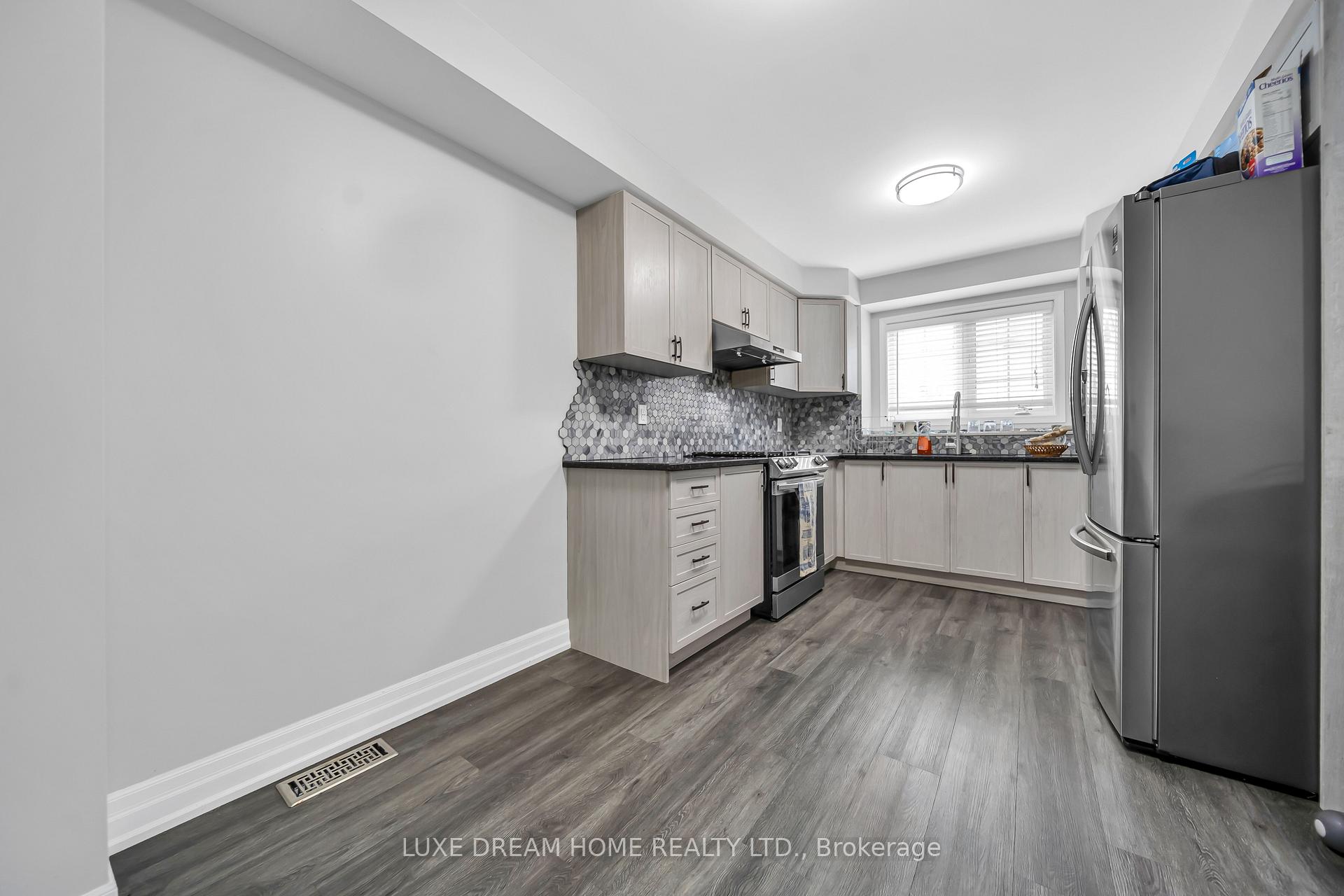 Photo 11 of Unit 82, 620 Ferguson Drive, Milton, Beaty — HOMEH
