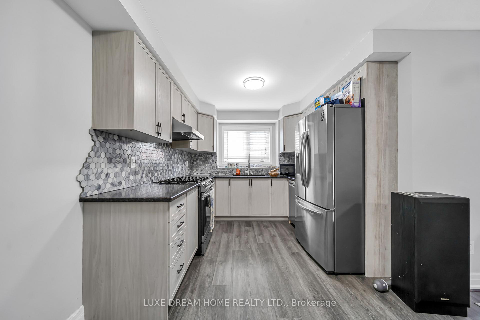 Photo 12 of Unit 82, 620 Ferguson Drive, Milton, Beaty — HOMEH