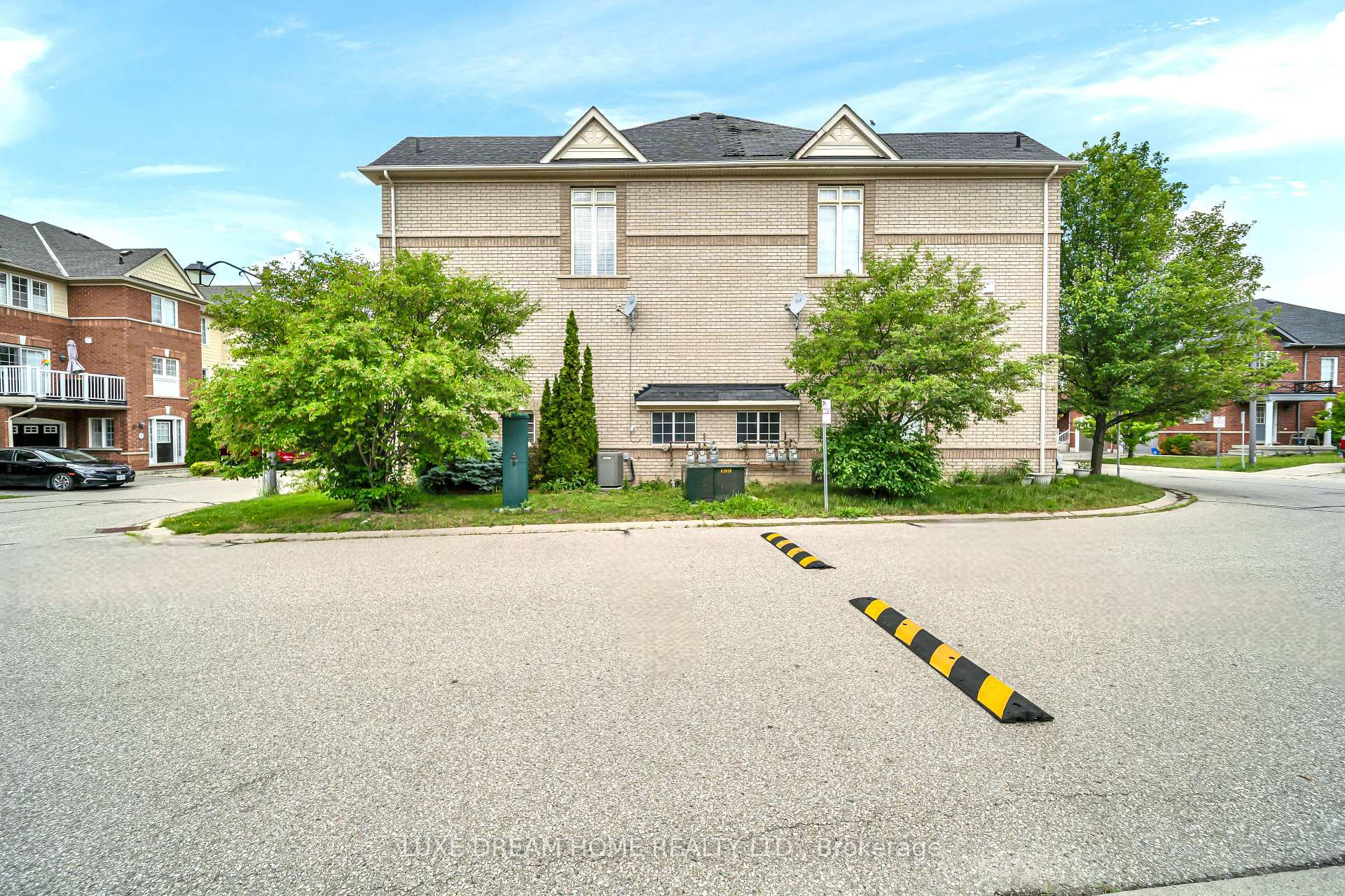 Photo 30 of Unit 82, 620 Ferguson Drive, Milton, Beaty — HOMEH